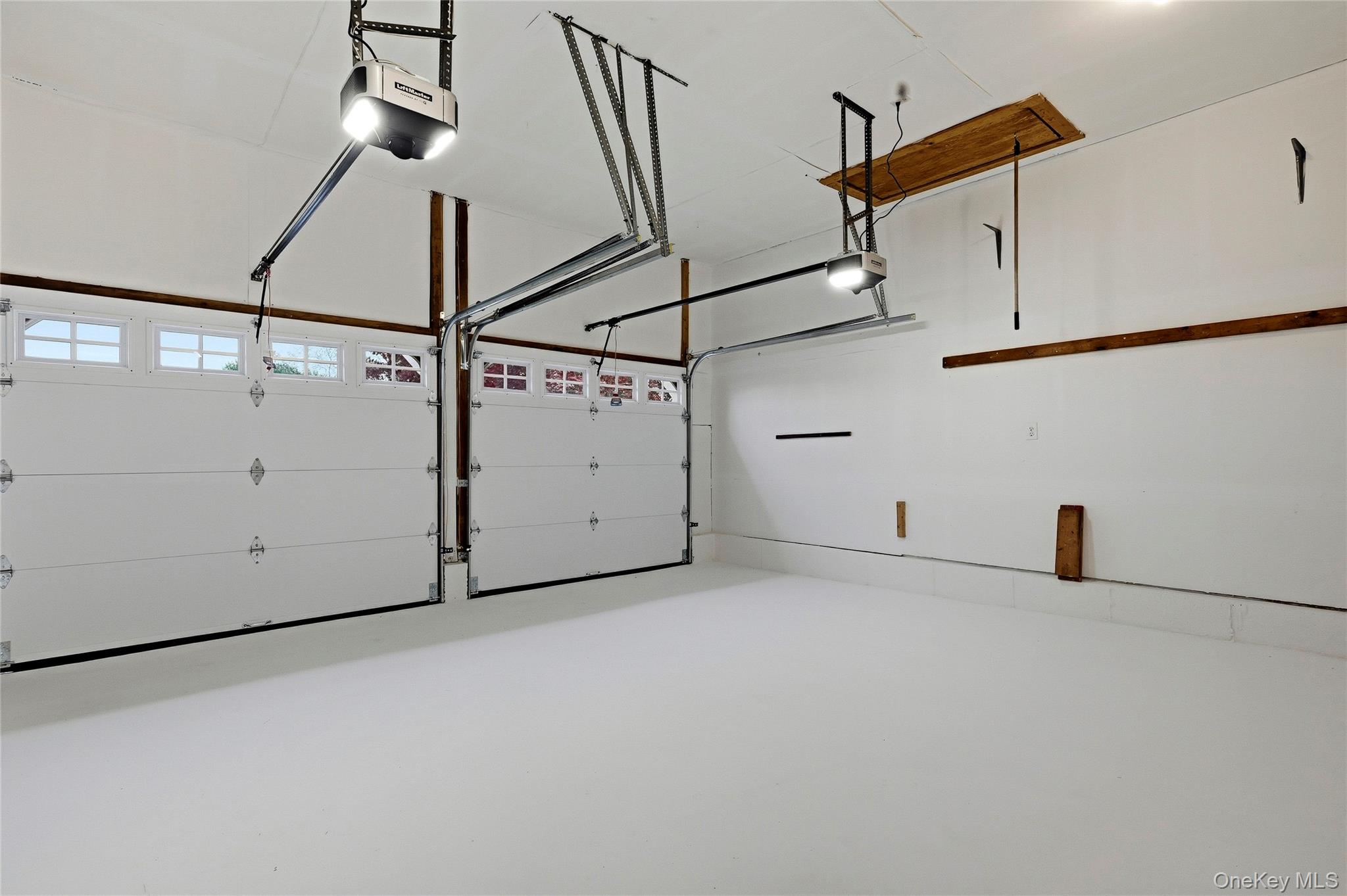 48 Windcrest Drive, Manorville, NY 11949