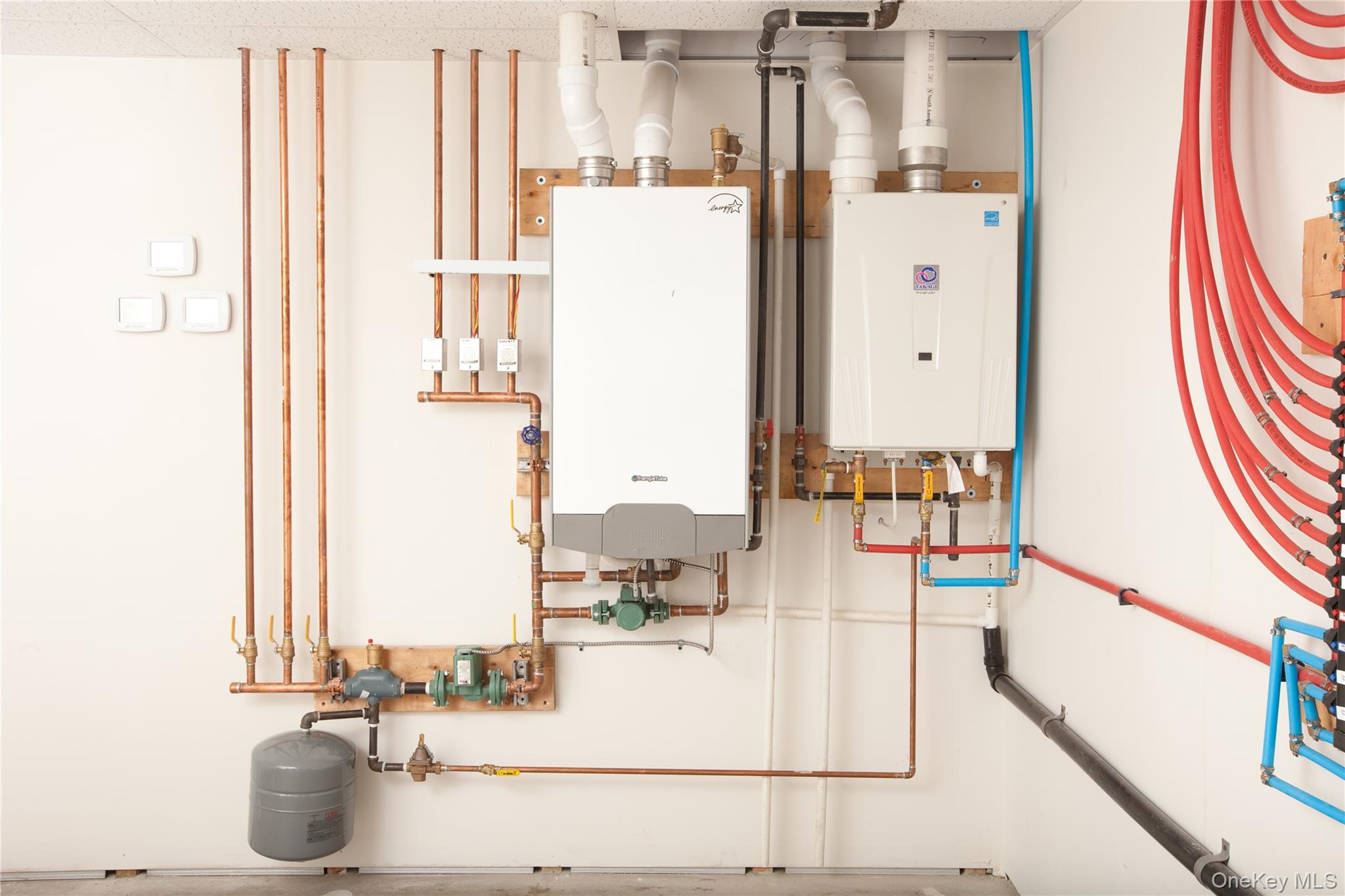 19-23 Greenway Lane, Fallsburg, NY 12759