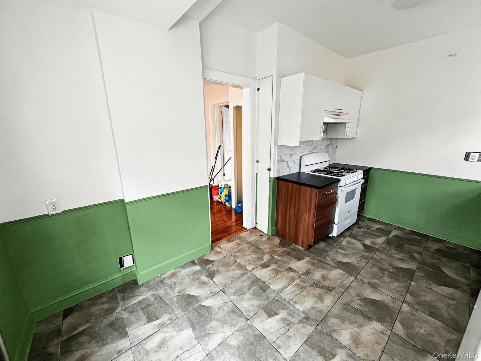 107 Gibson Avenue, White Plains, NY 10607