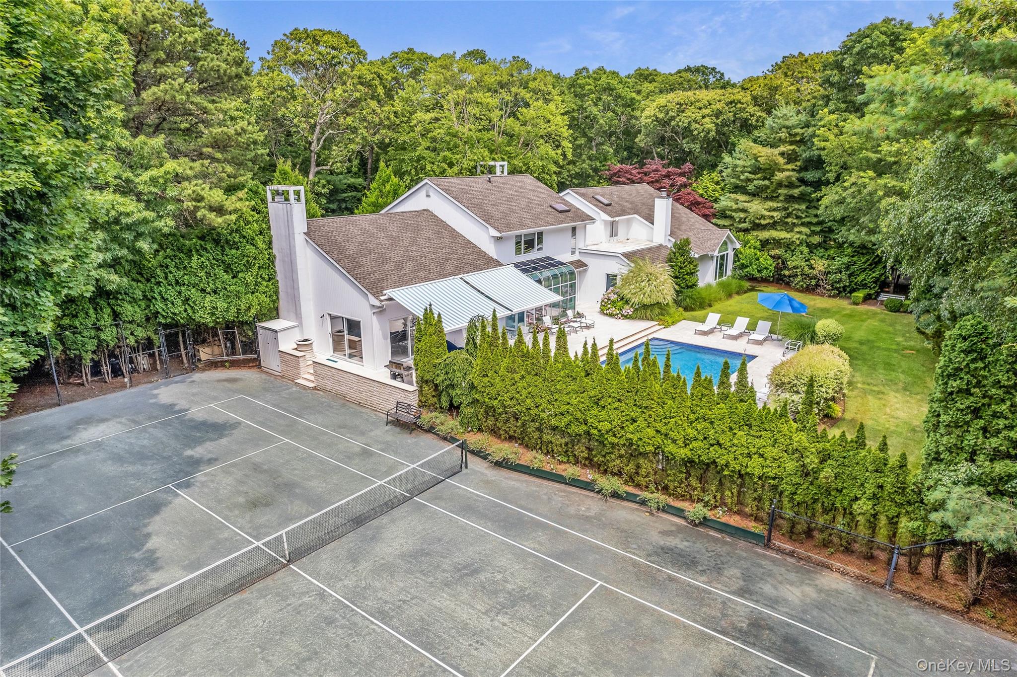 9 Plume Grass Way, Westhampton, NY 11977