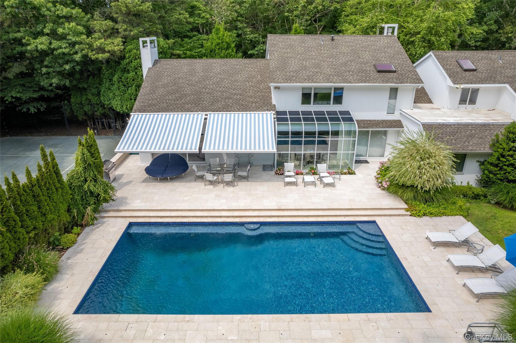 9 Plume Grass Way, Westhampton, NY 11977