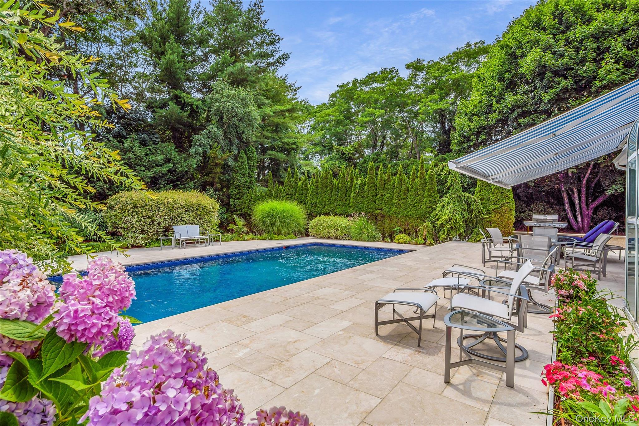 9 Plume Grass Way, Westhampton, NY 11977