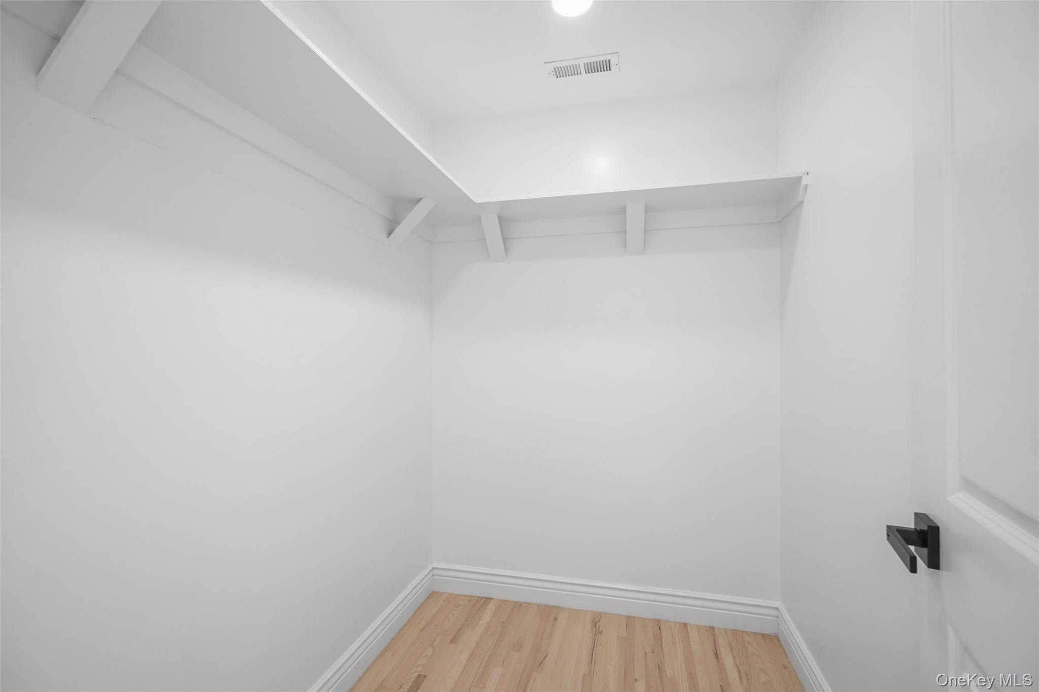 95 Wellington Court, Yorktown Heights, NY 10598