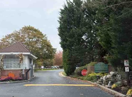 19 Hearthside Drive, Mount Sinai, NY 11766