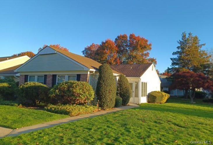 19 Hearthside Drive, Mount Sinai, NY 11766