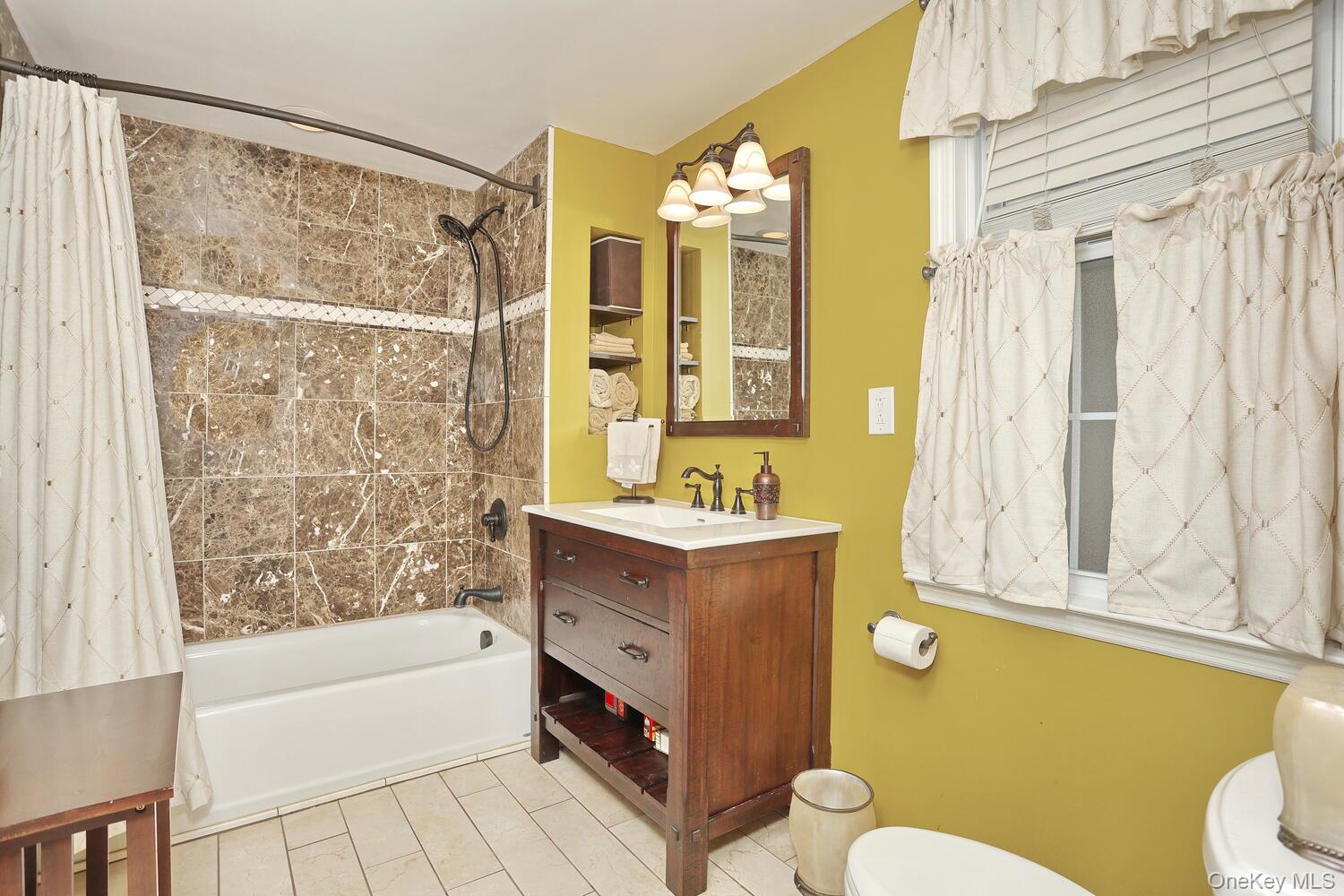 81 E Maple Avenue, Suffern, NY 10901