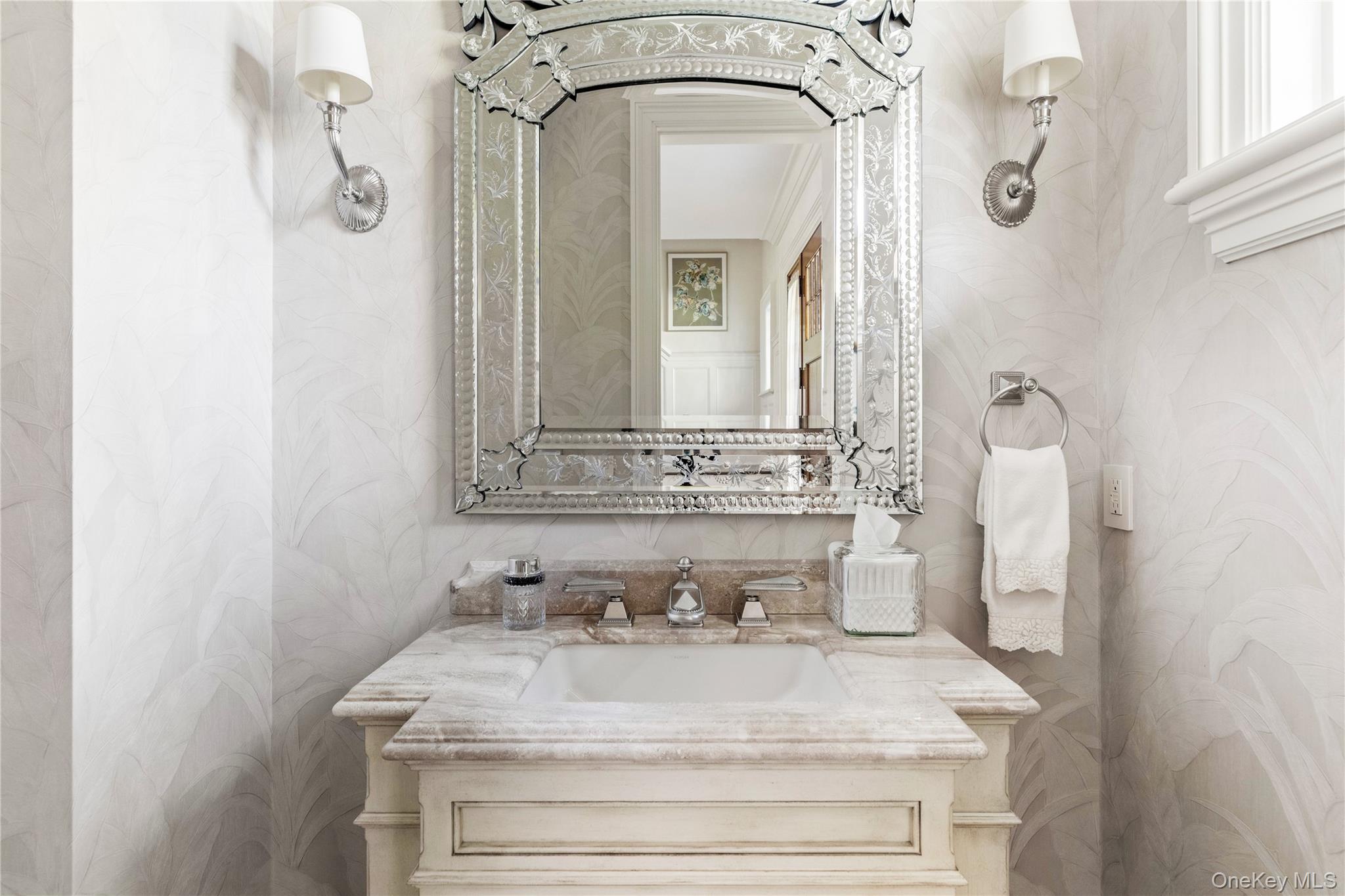 143 Heather Lane, Mill Neck, NY 11765