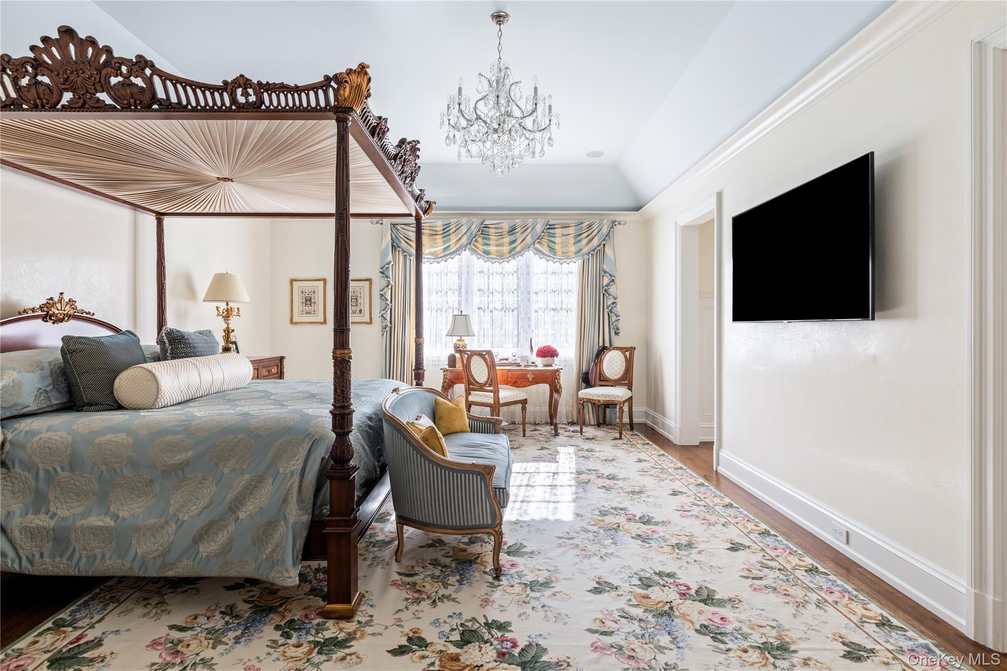 143 Heather Lane, Mill Neck, NY 11765