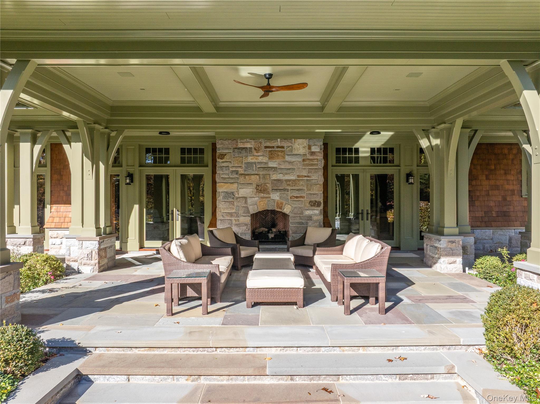 143 Heather Lane, Mill Neck, NY 11765