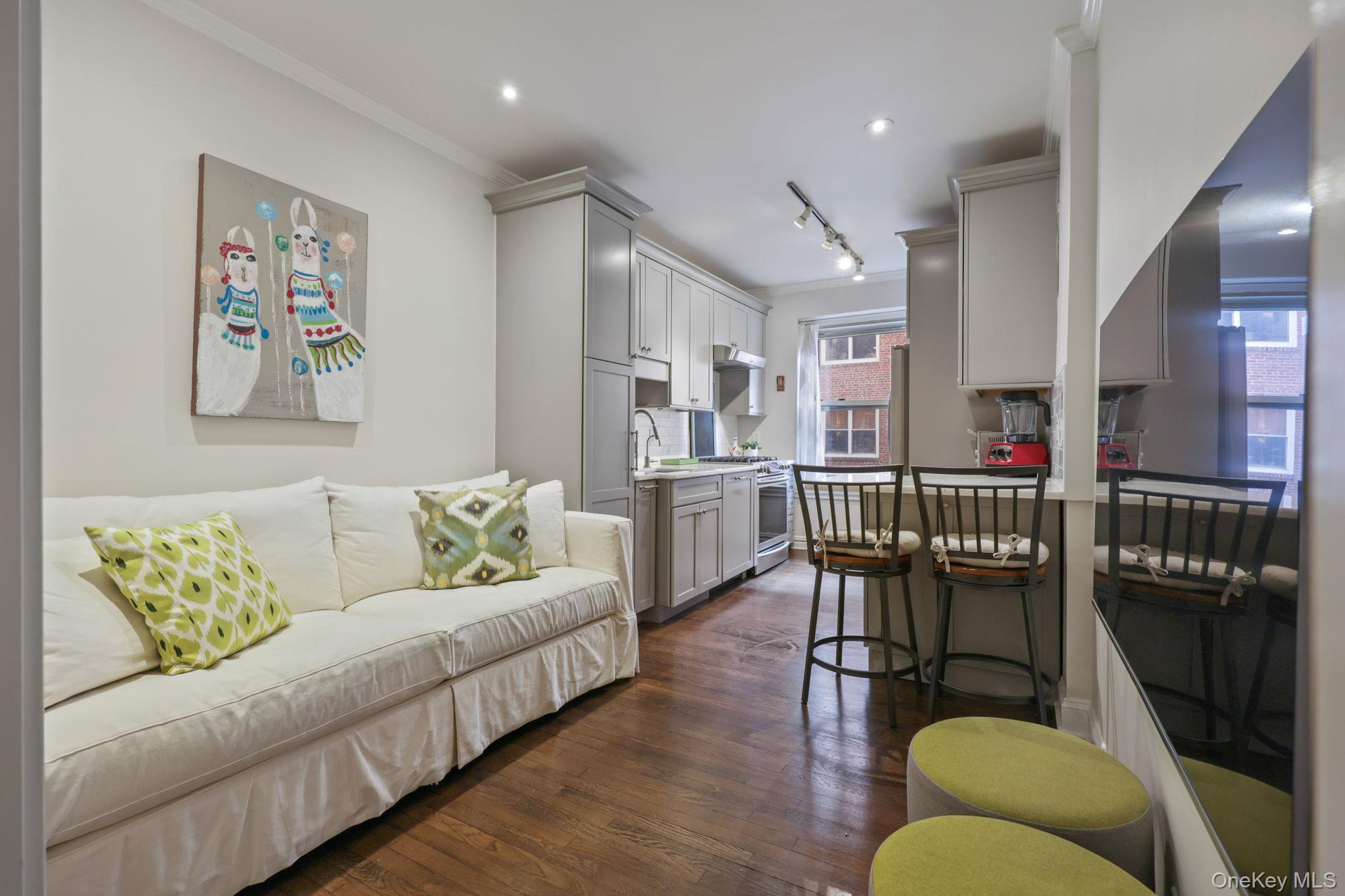 250 Bronxville Road # 2G, Bronxville, NY 10708