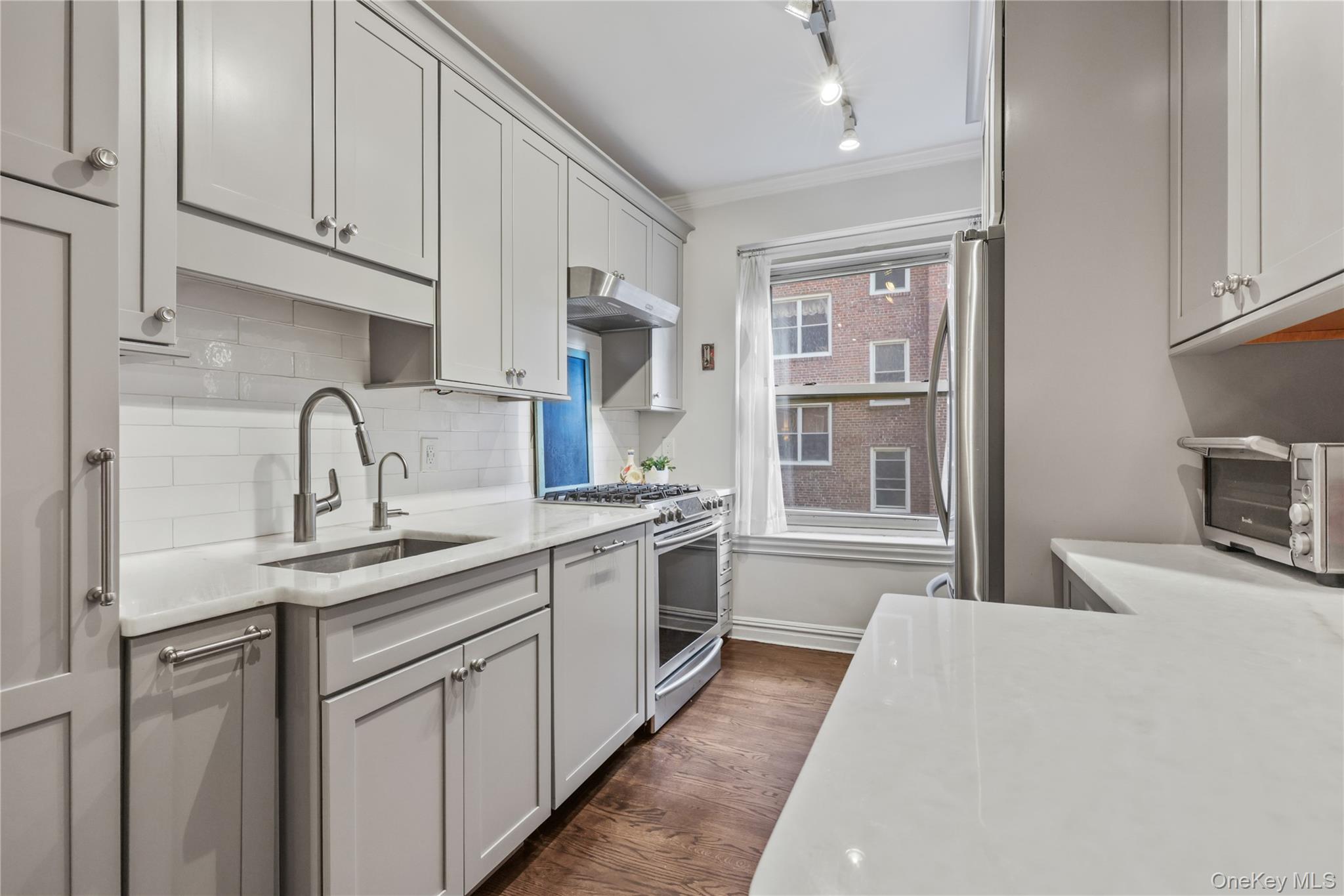 250 Bronxville Road # 2G, Bronxville, NY 10708