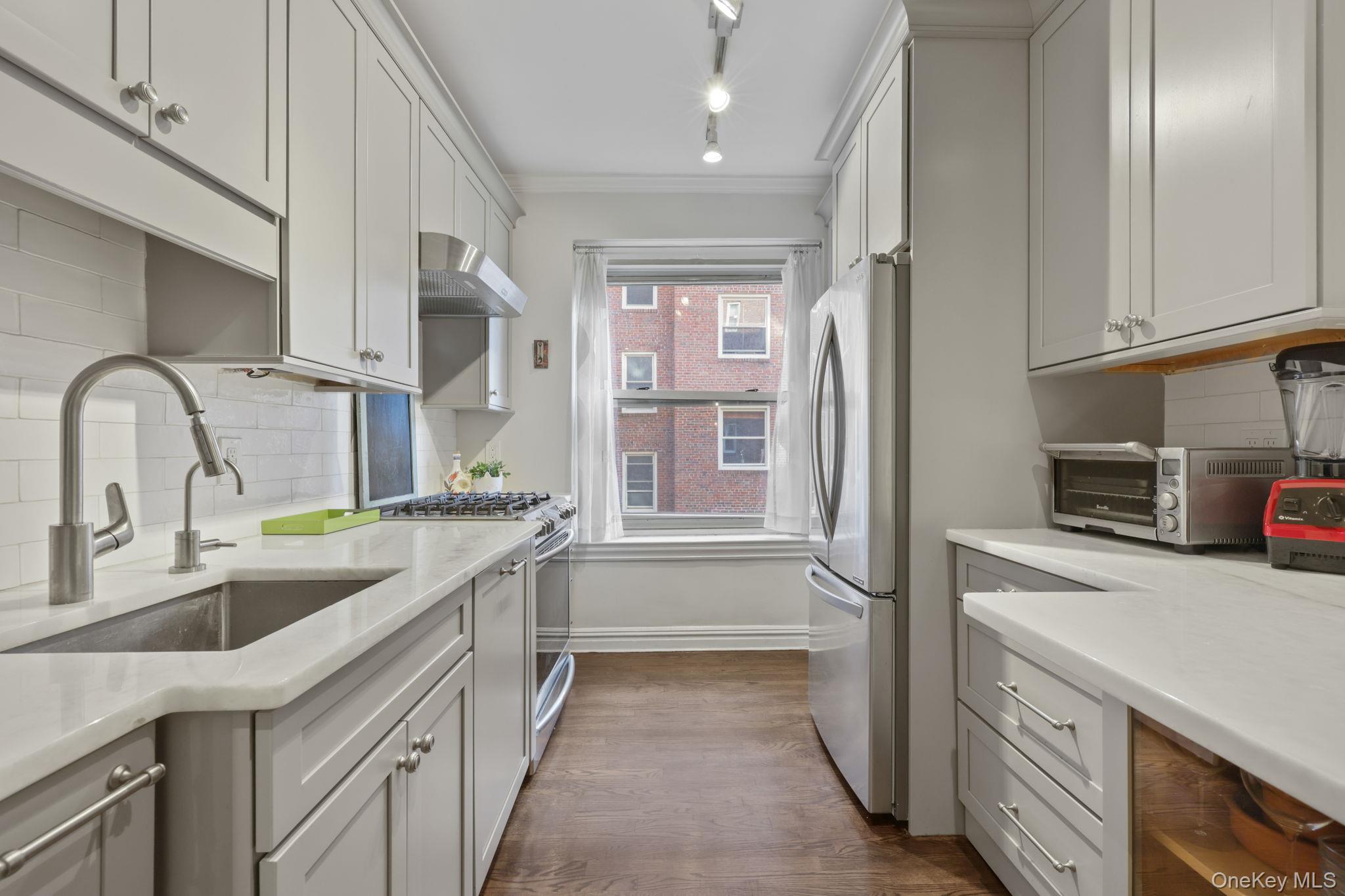 250 Bronxville Road # 2G, Bronxville, NY 10708