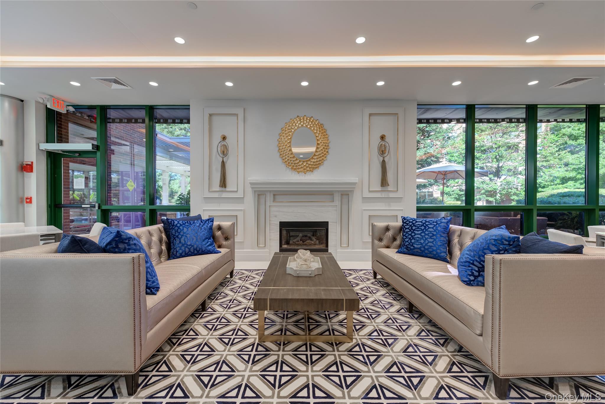 100 Hilton Avenue # 411, Garden City, NY 11530