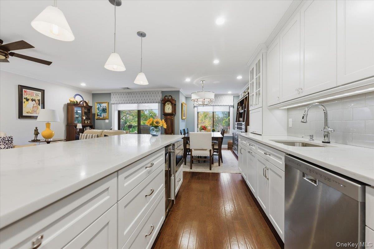 99 S Park Avenue # 311, Rockville Centre, NY 11570