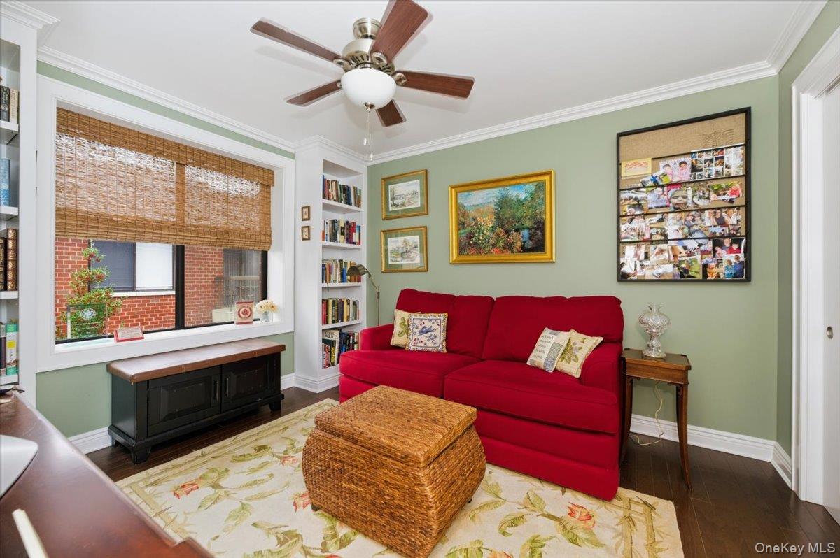 99 S Park Avenue # 311, Rockville Centre, NY 11570