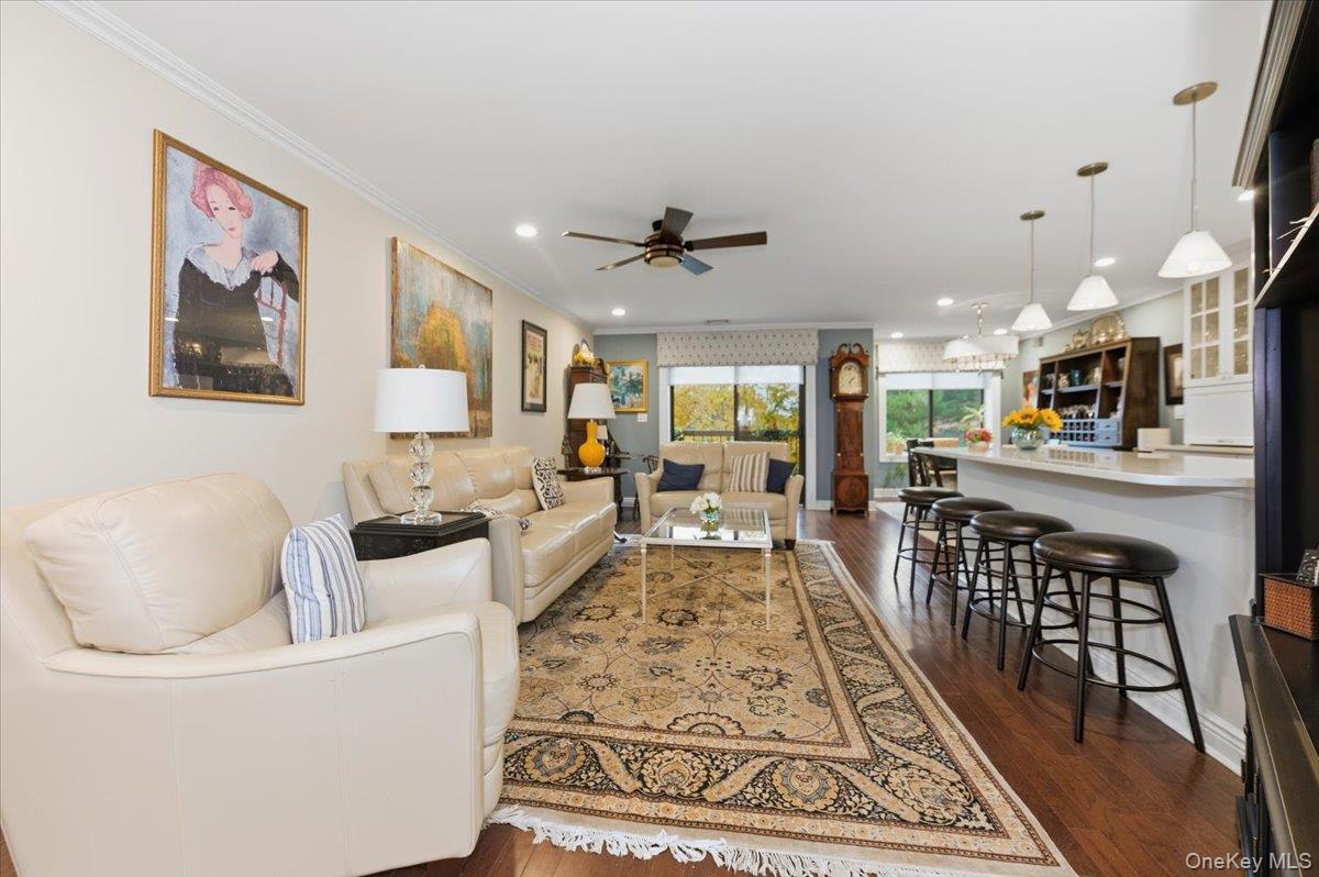 99 S Park Avenue # 311, Rockville Centre, NY 11570