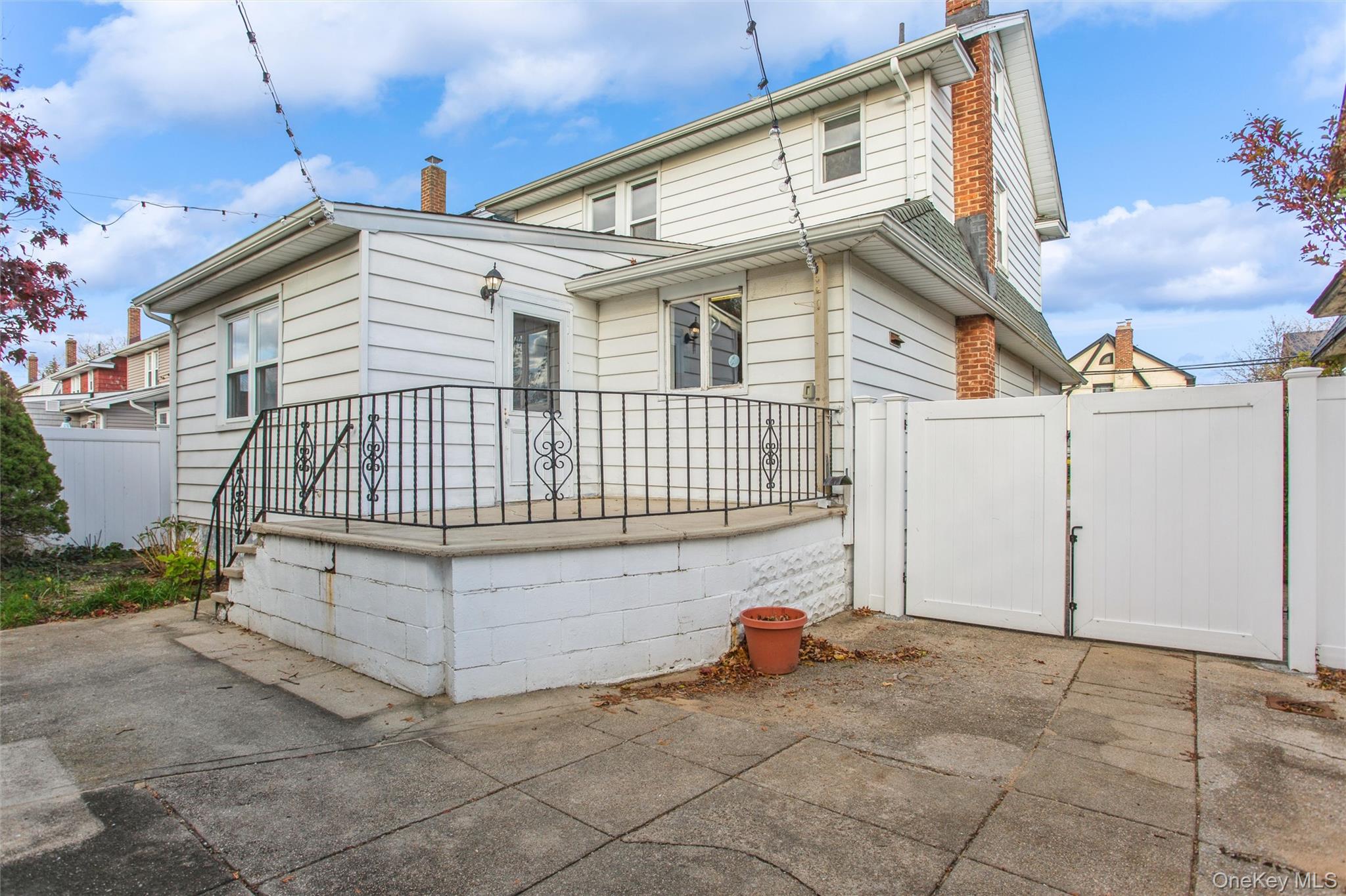 60 Harvard Avenue, Lynbrook, NY 11563