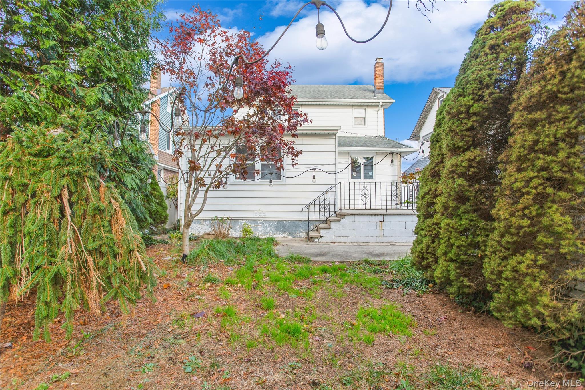 60 Harvard Avenue, Lynbrook, NY 11563