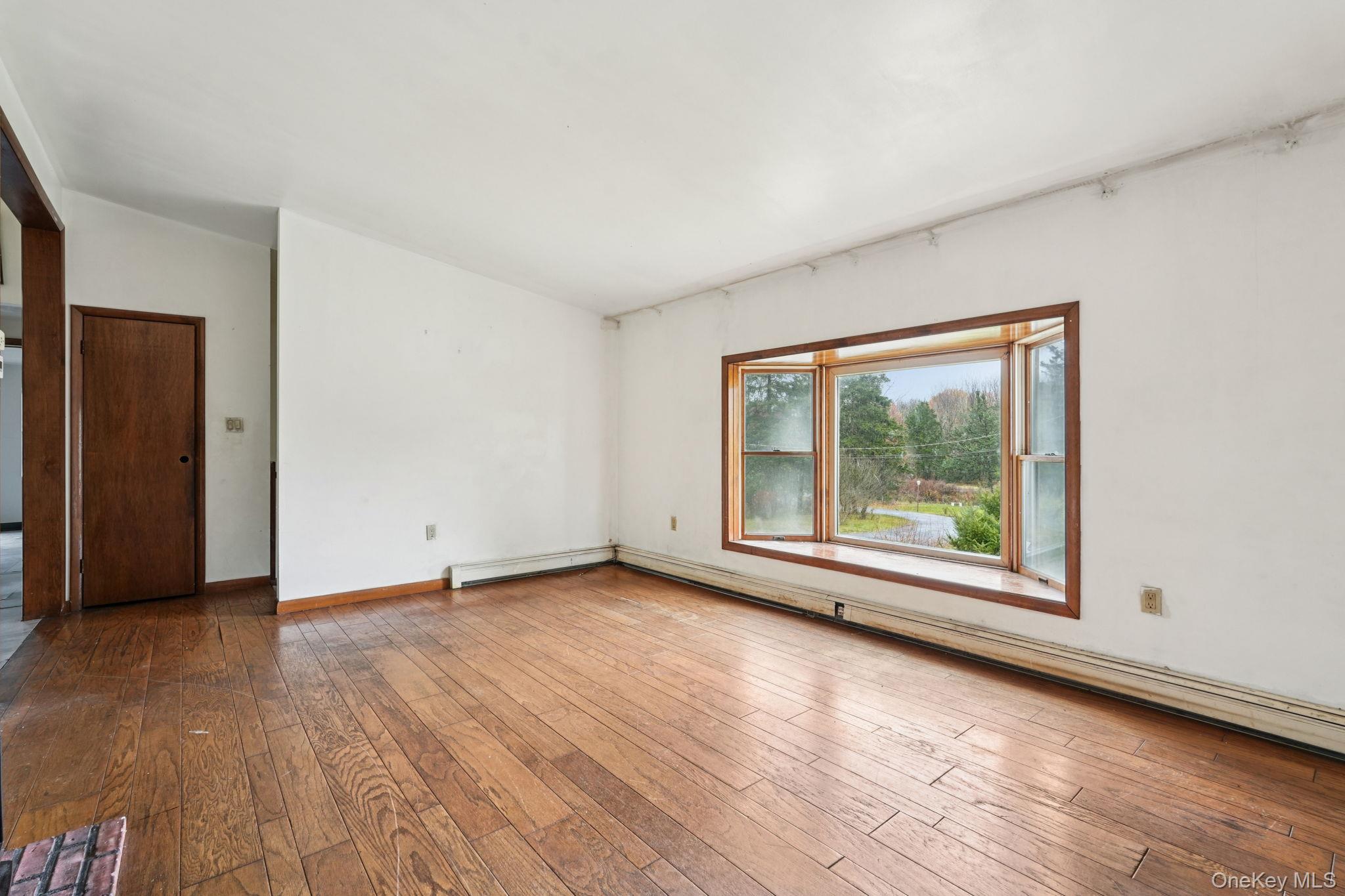 505 County Route 12, New Hampton, NY 10958