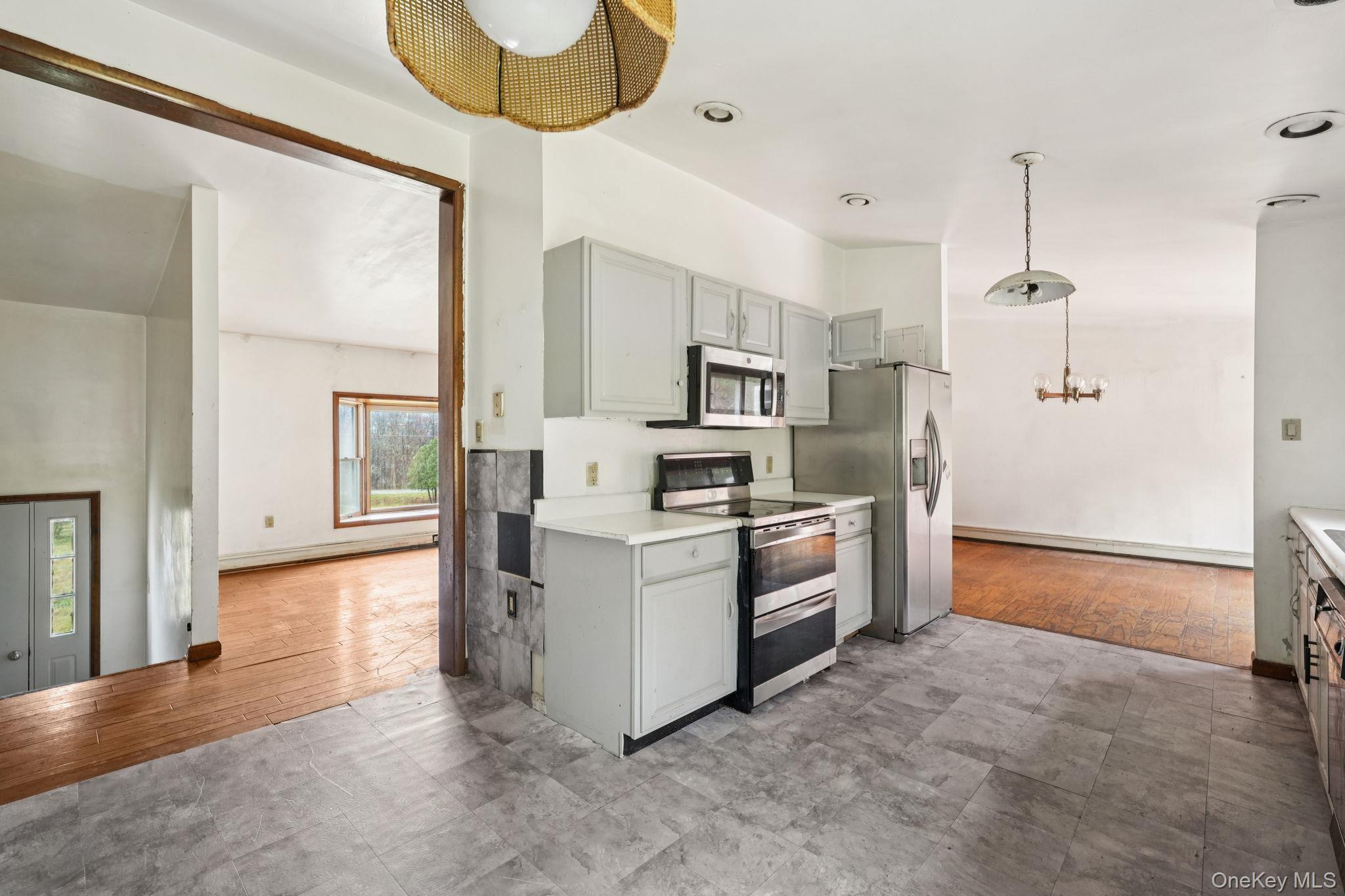 505 County Route 12, New Hampton, NY 10958