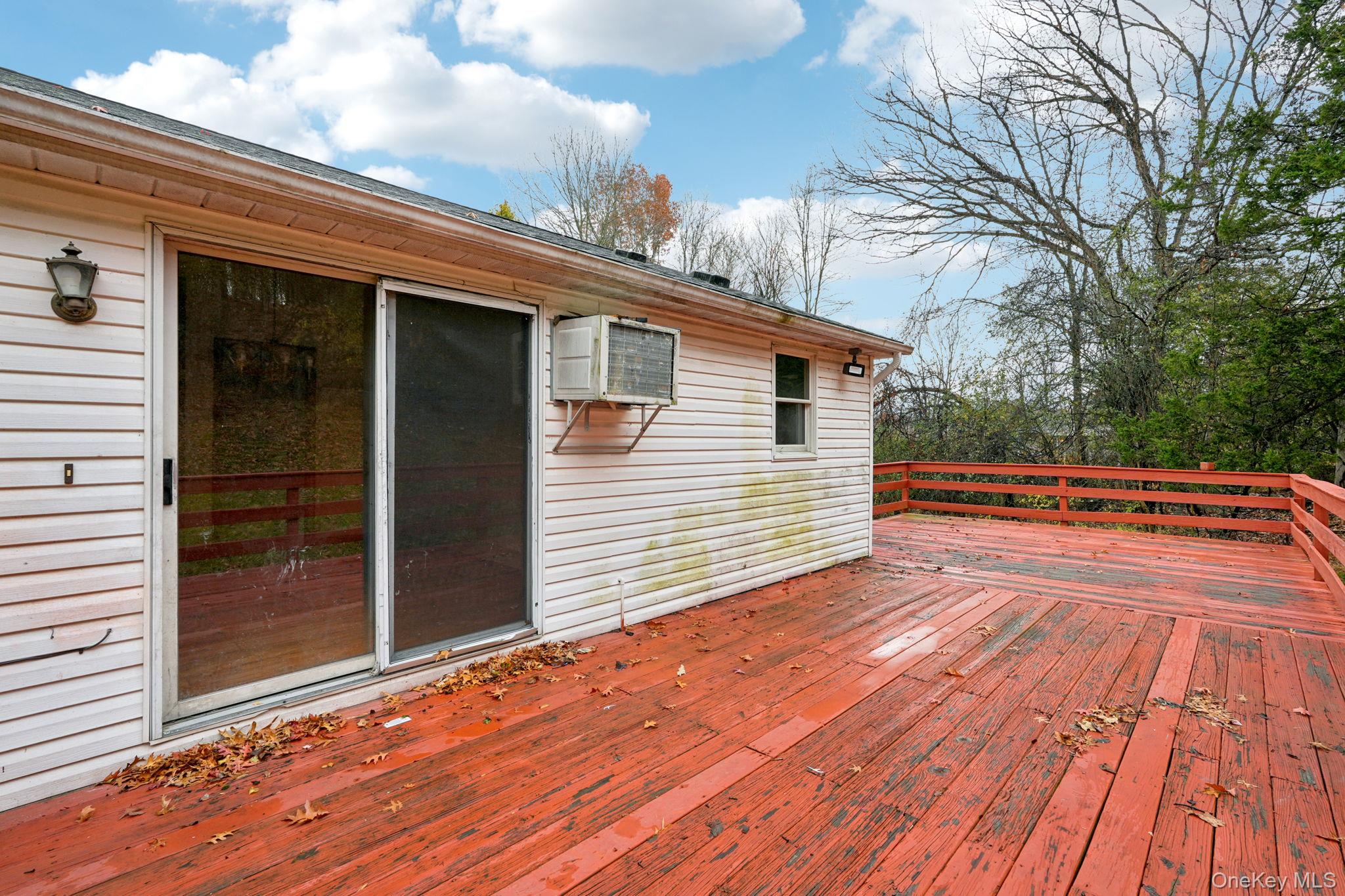 505 County Route 12, New Hampton, NY 10958