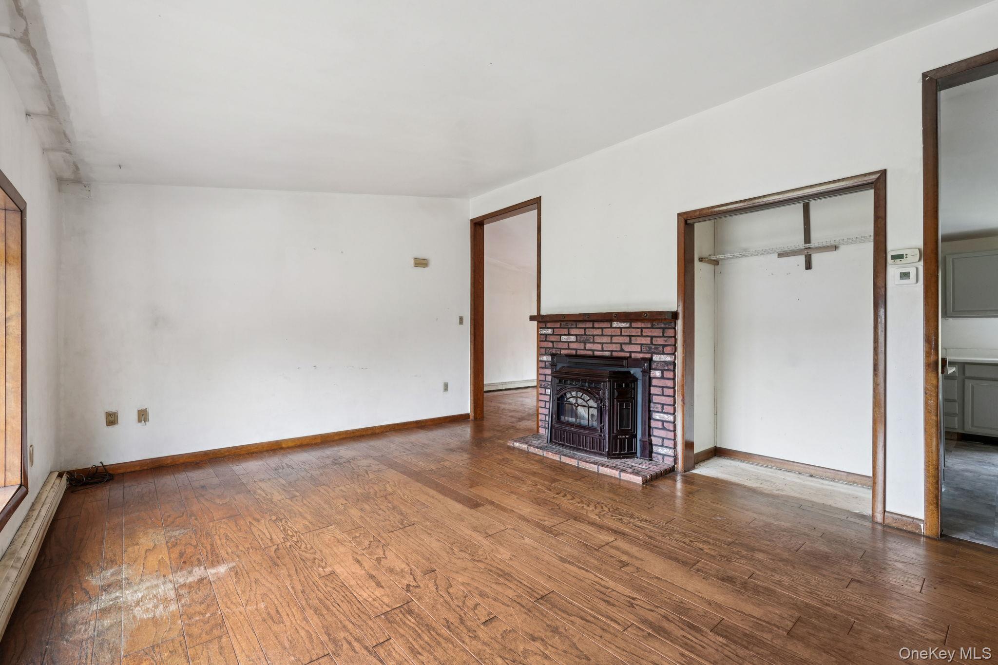 505 County Route 12, New Hampton, NY 10958