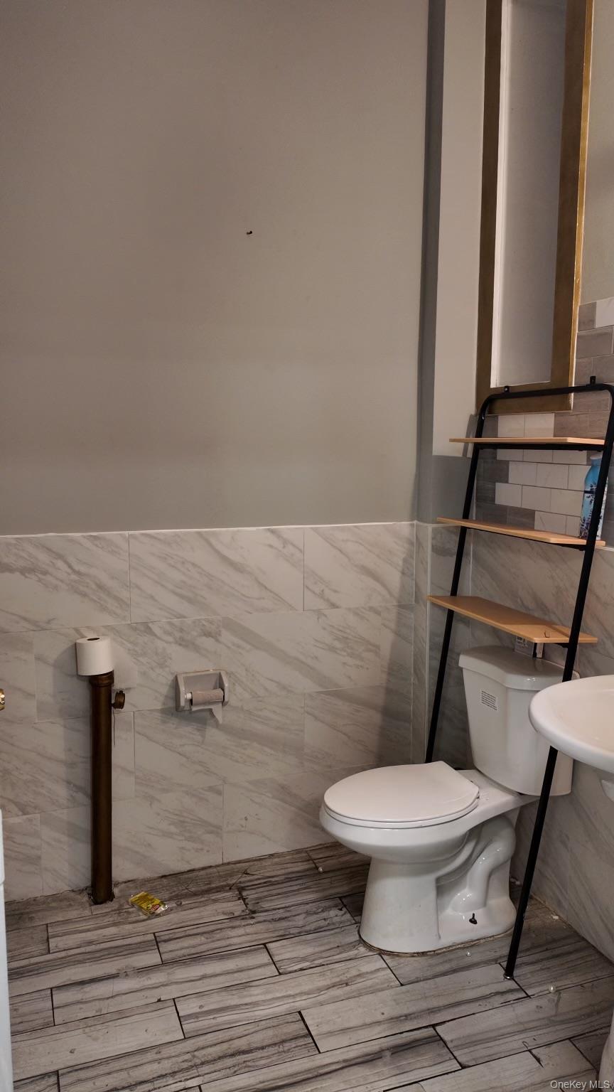 9419 104th Street, Ozone Park, NY 11416