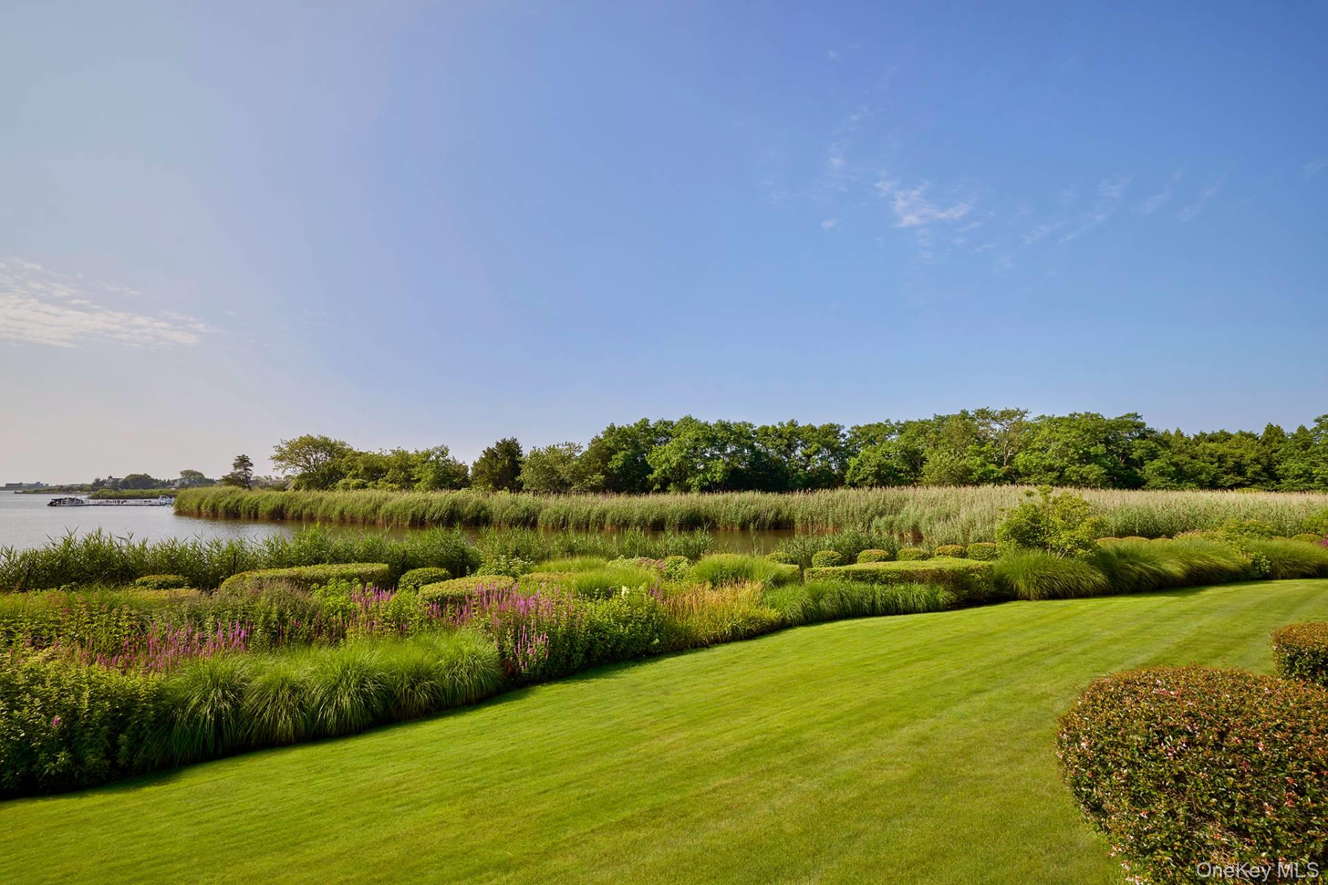 54 Cobb Isle Road, Water Mill, NY 11976