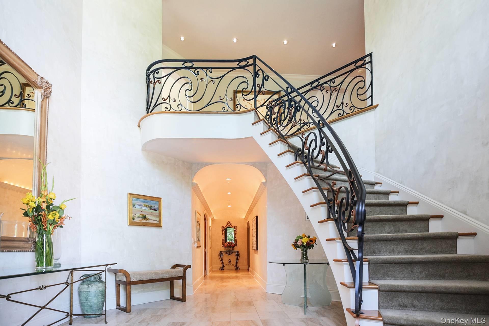 54 Cobb Isle Road, Water Mill, NY 11976