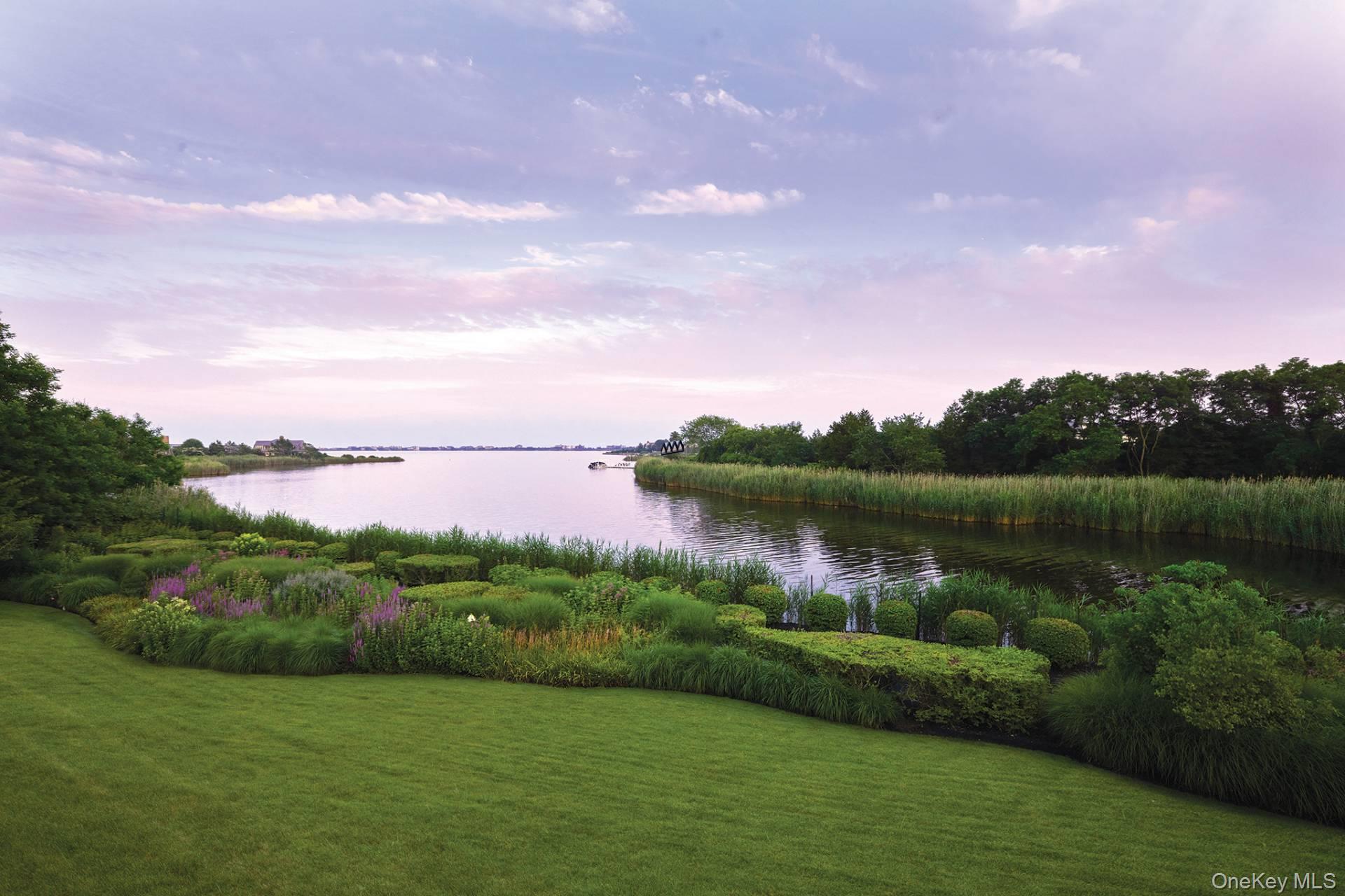 54 Cobb Isle Road, Water Mill, NY 11976