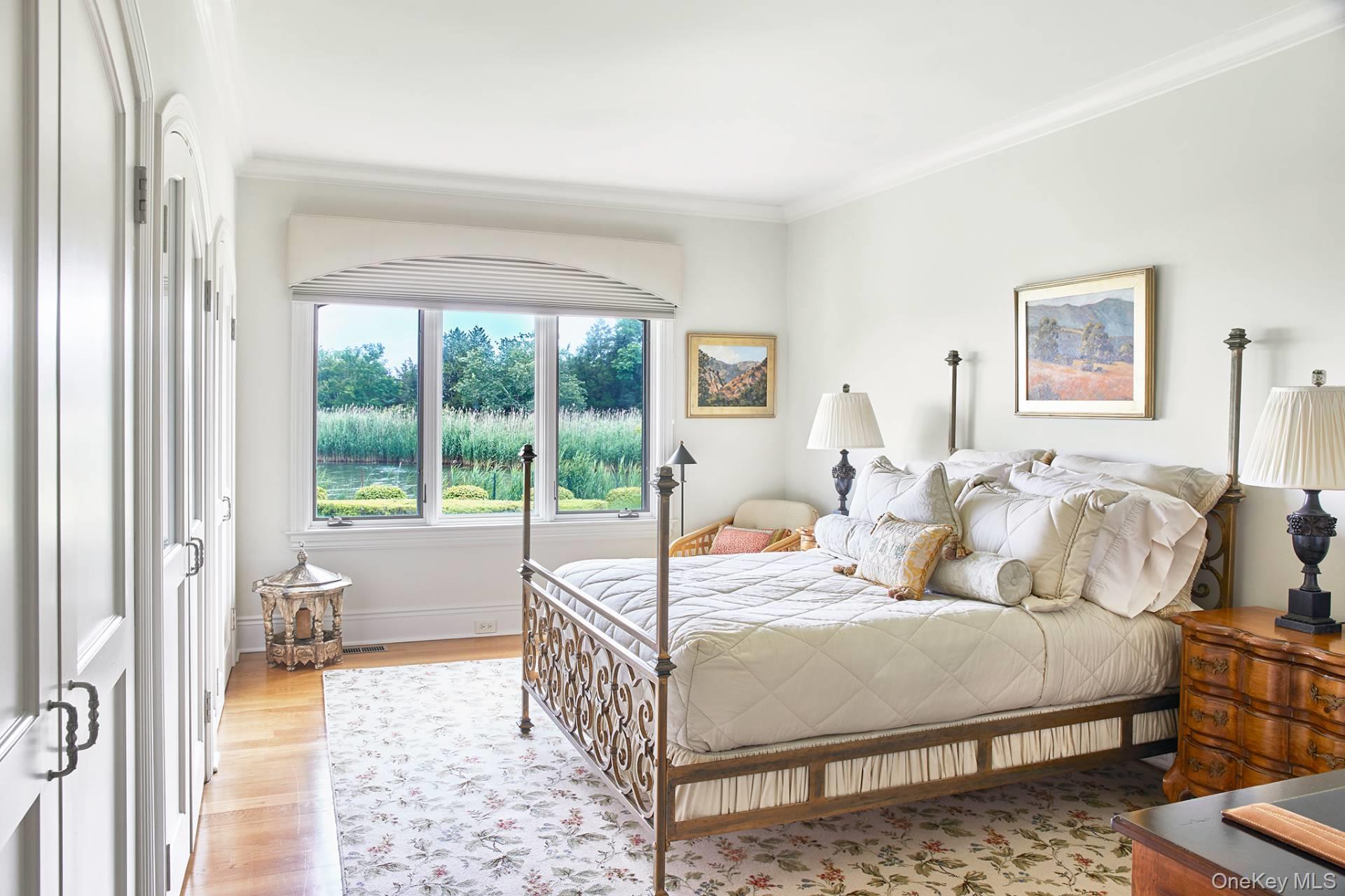 54 Cobb Isle Road, Water Mill, NY 11976