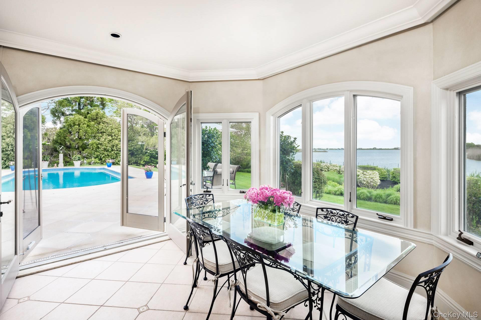 54 Cobb Isle Road, Water Mill, NY 11976