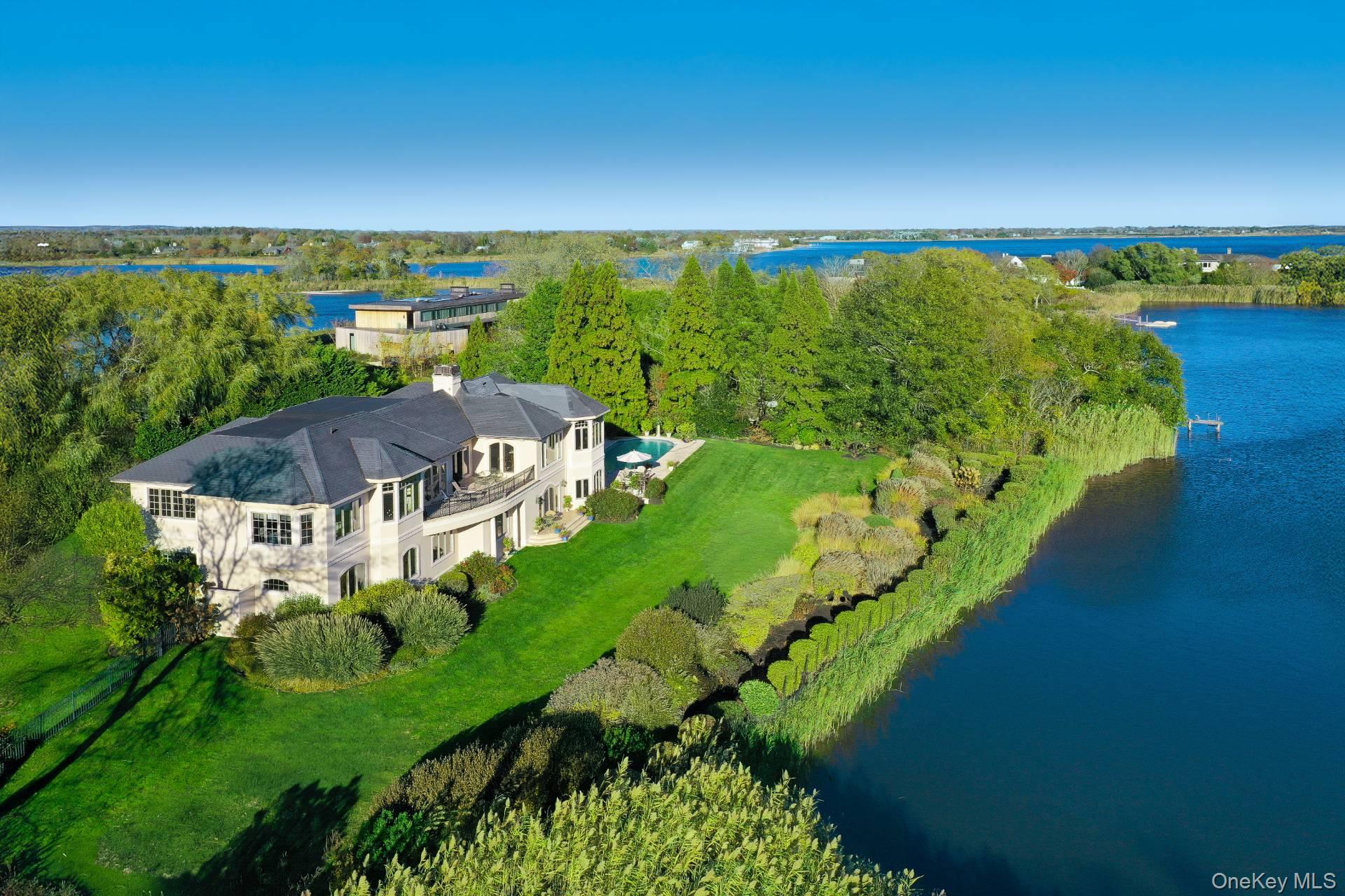 54 Cobb Isle Road, Water Mill, NY 11976