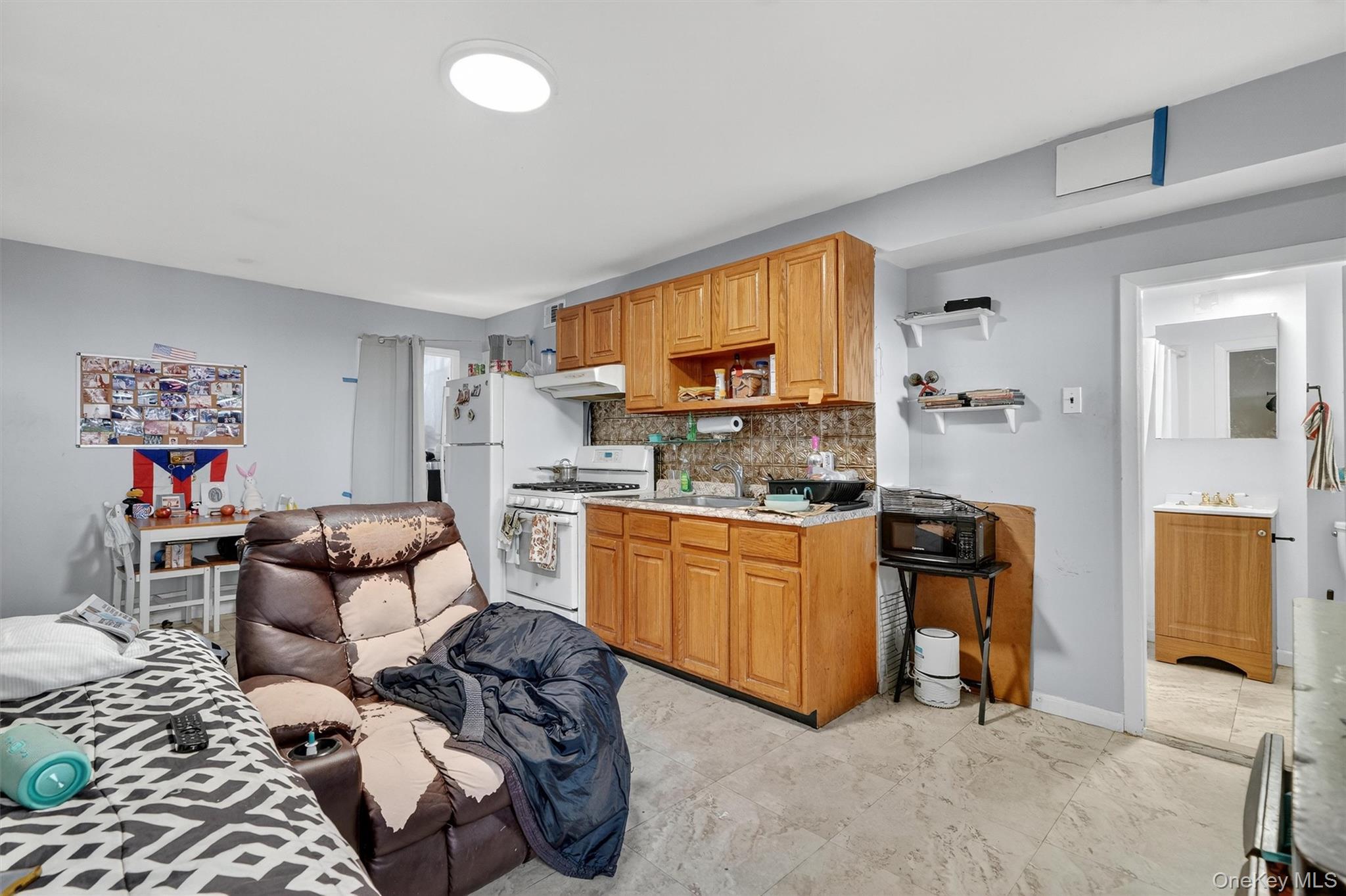 322 Swinton Avenue, Bronx, NY 10465