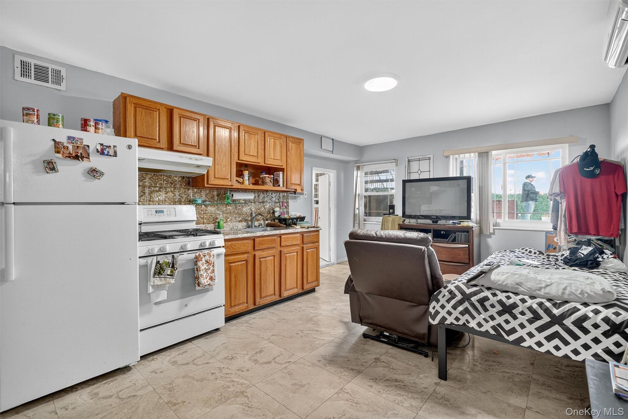 322 Swinton Avenue, Bronx, NY 10465