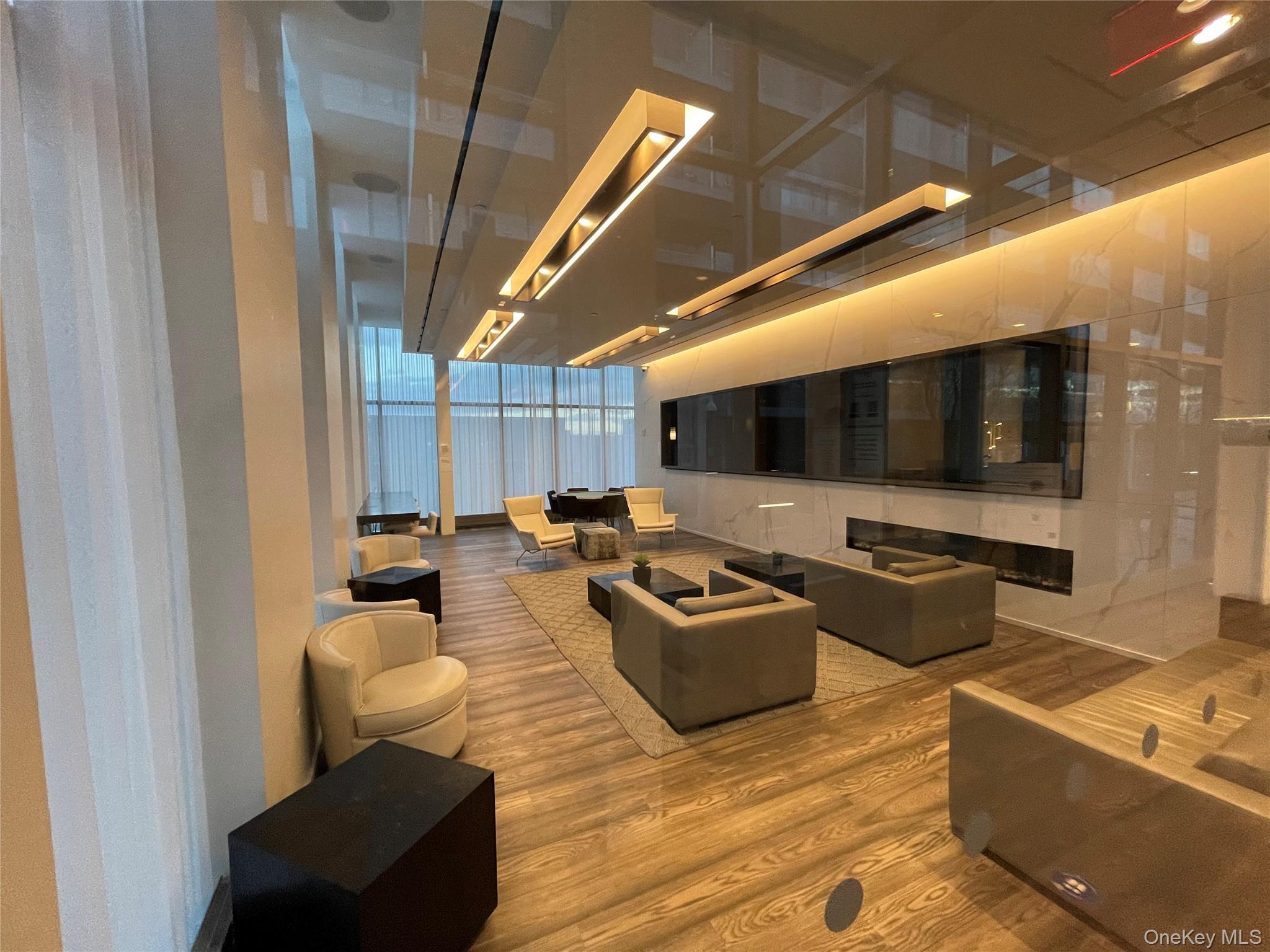 131-05 40th Road # PH1D, Flushing, NY 11354