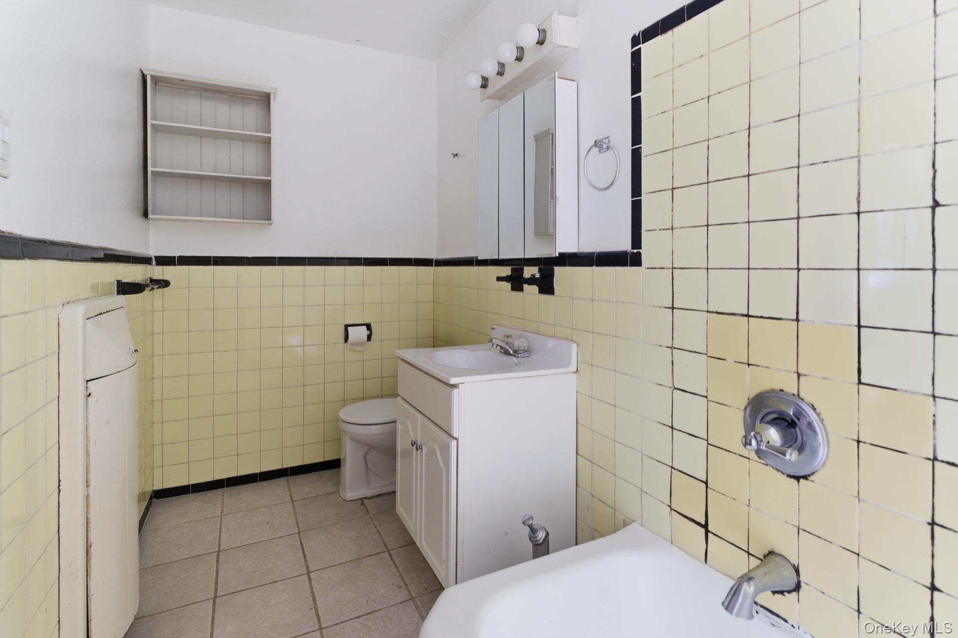 88-30 182nd Street # 1H, Hollis, NY 11423