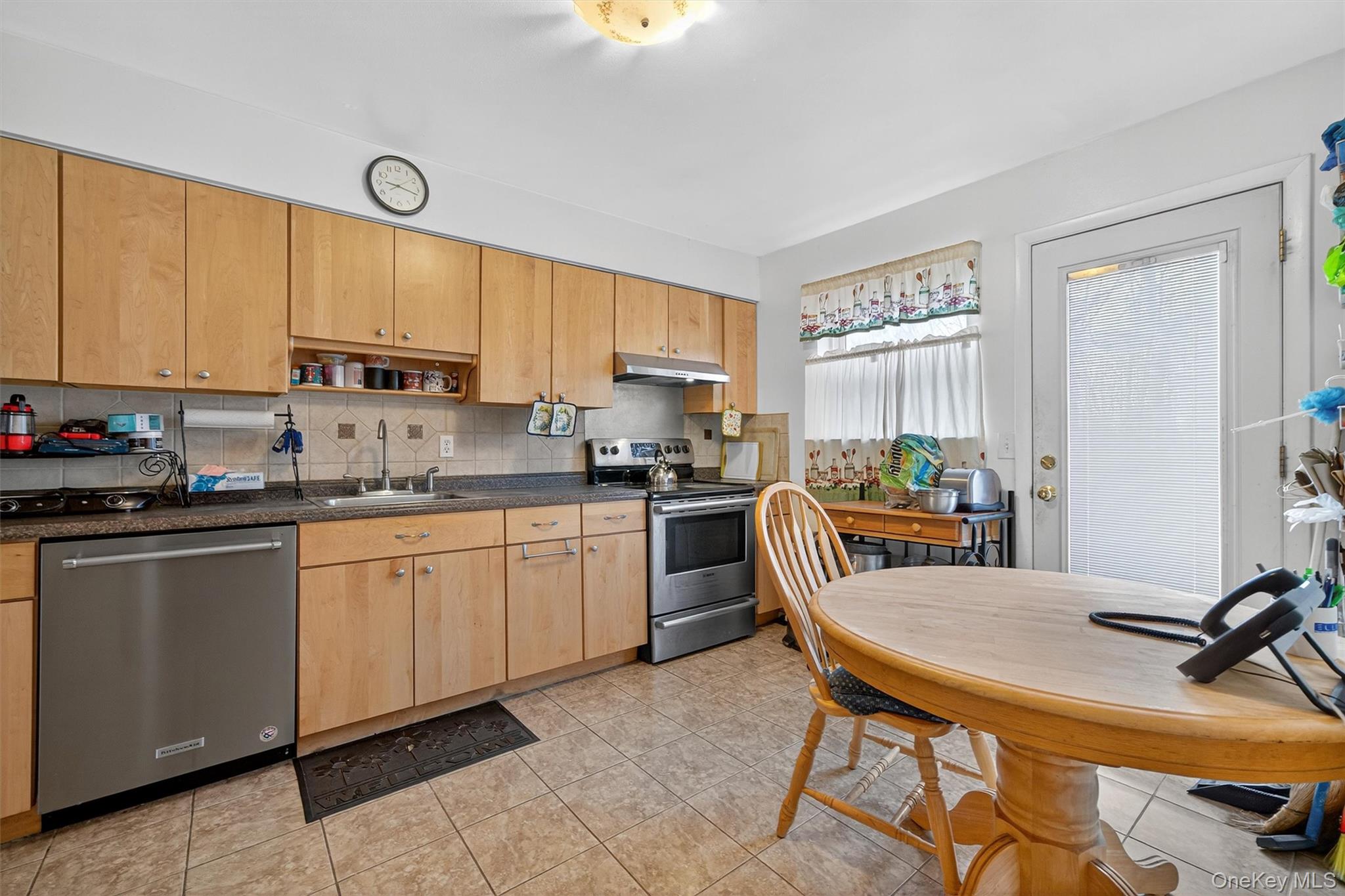 41 Decker Drive, Washingtonville, NY 10992