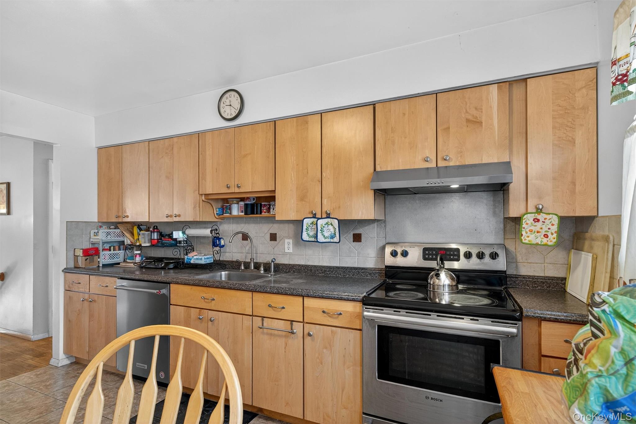 41 Decker Drive, Washingtonville, NY 10992