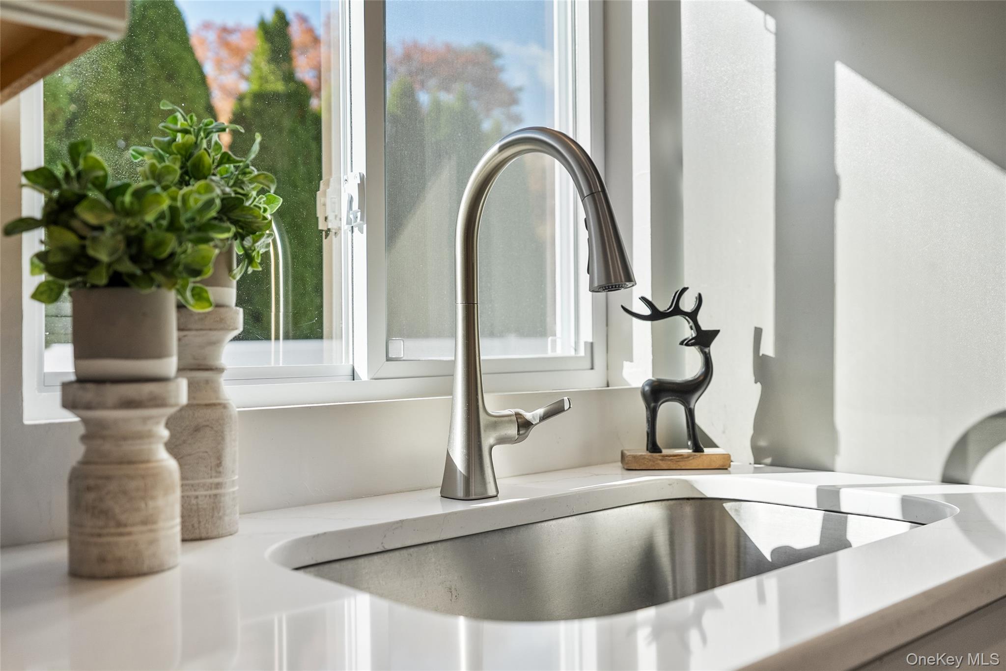 148 S Hillside Avenue, Nesconset, NY 11767