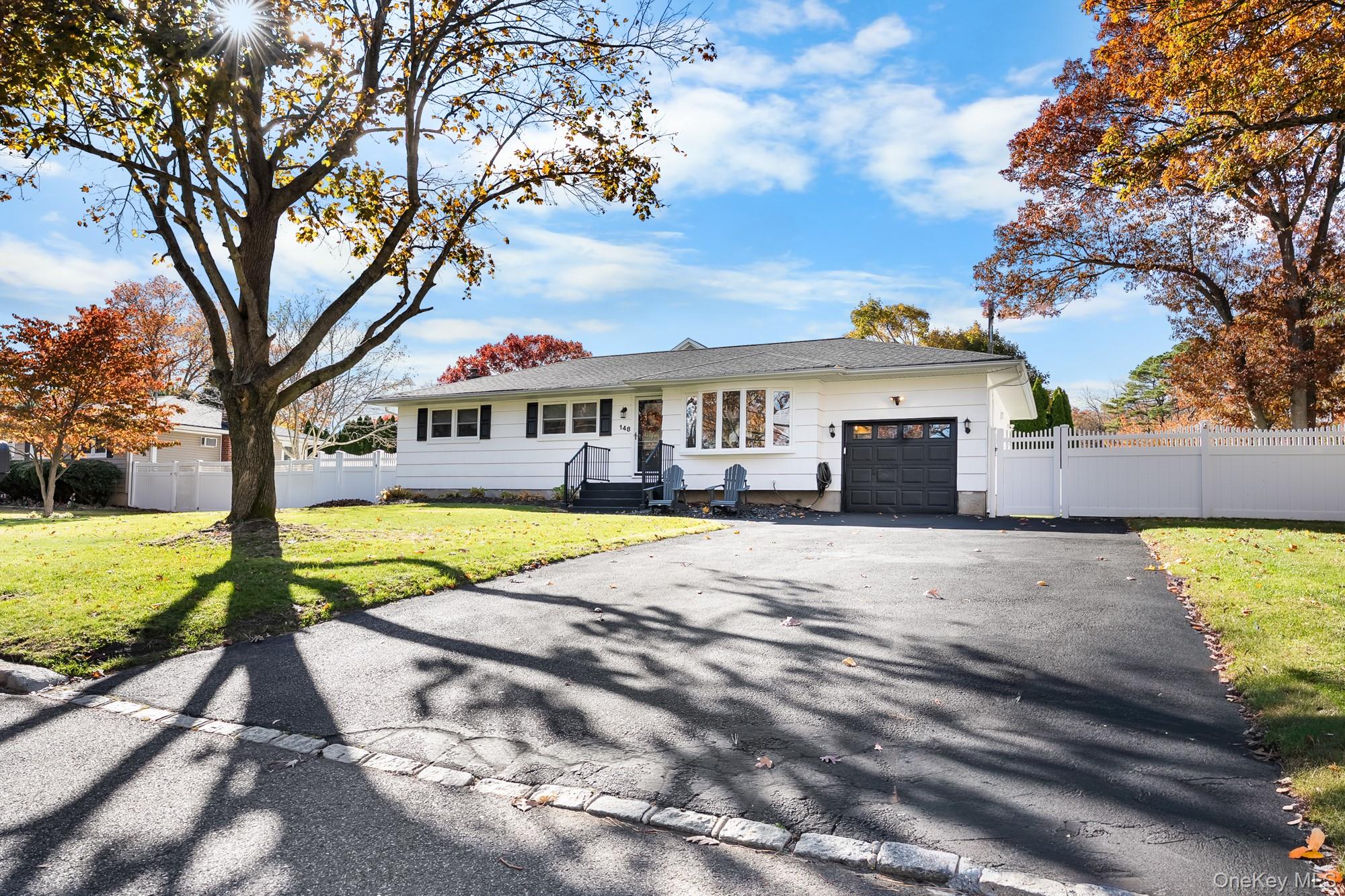 148 S Hillside Avenue, Nesconset, NY 11767