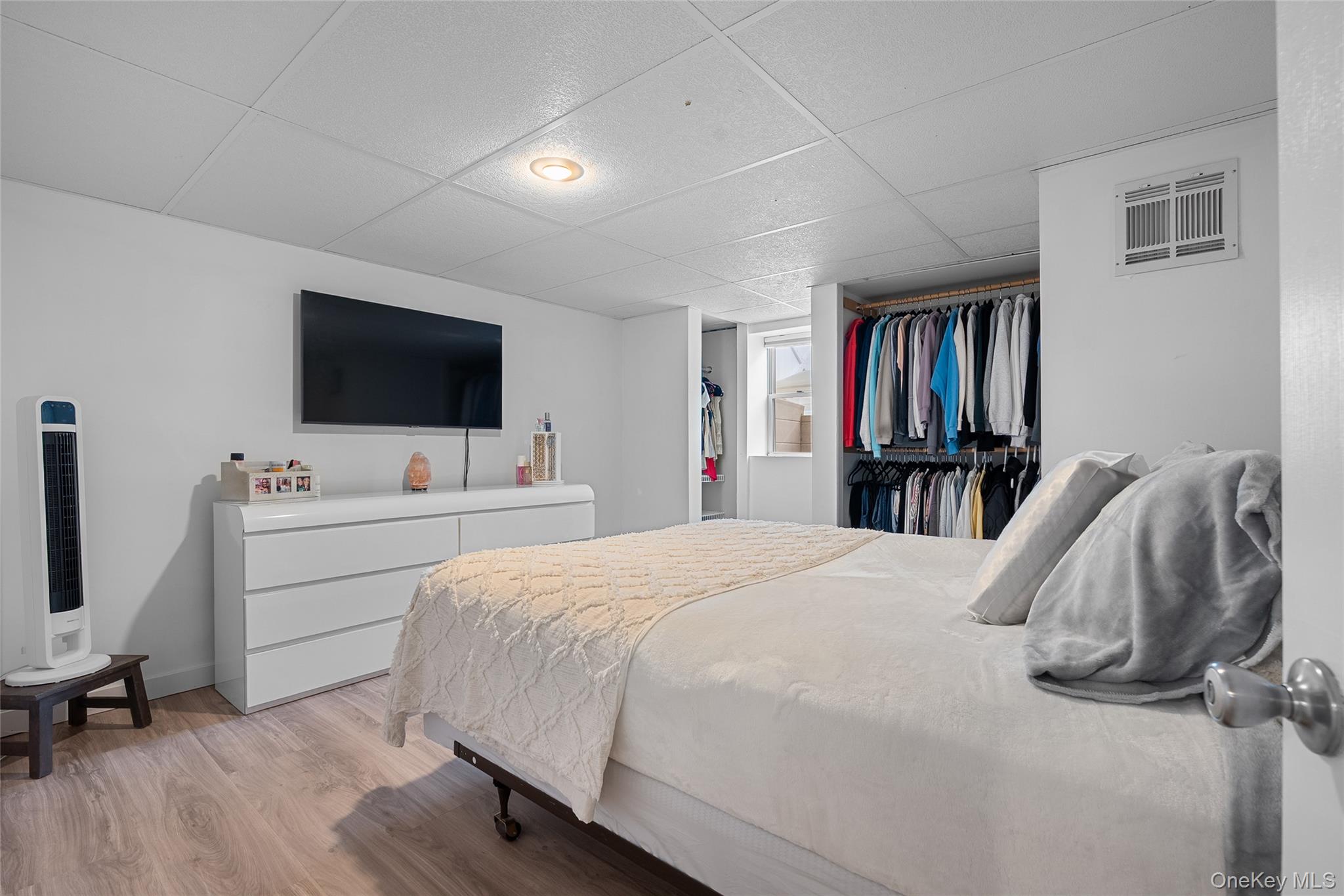 148 S Hillside Avenue, Nesconset, NY 11767