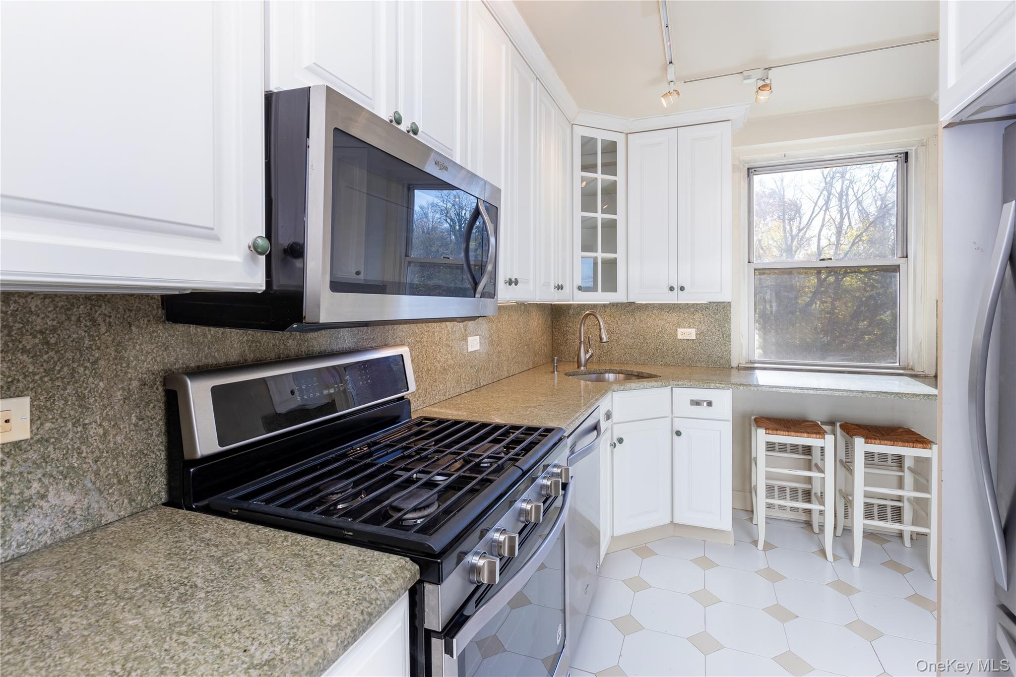 2621 Palisade Avenue # 4J, Bronx, NY 10463