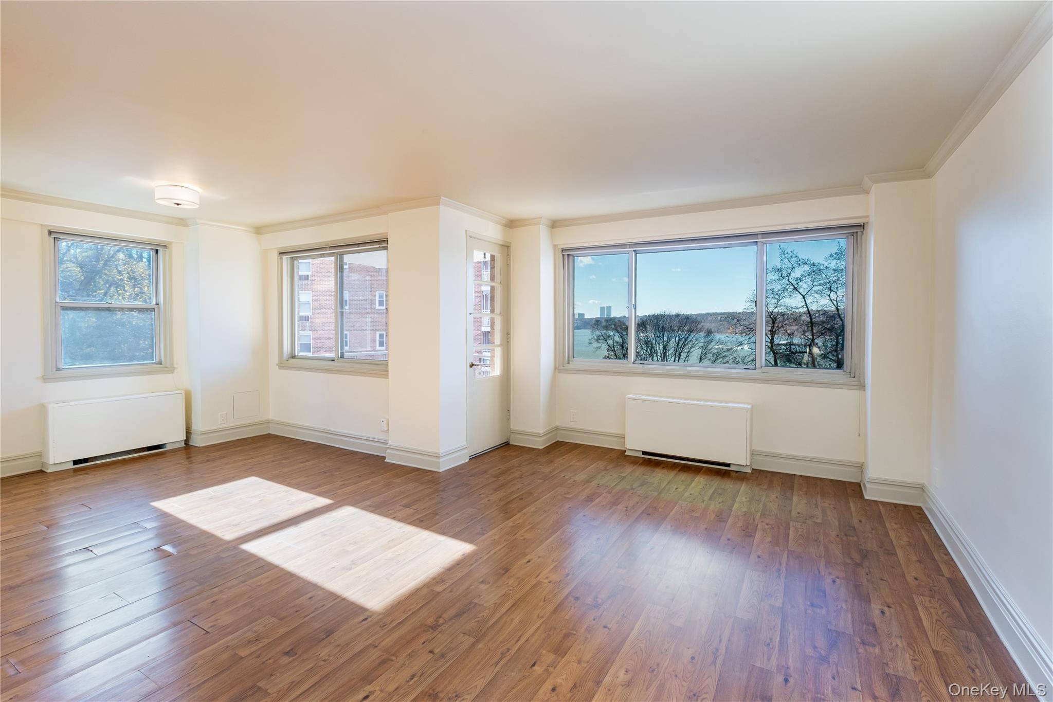 2621 Palisade Avenue # 4J, Bronx, NY 10463