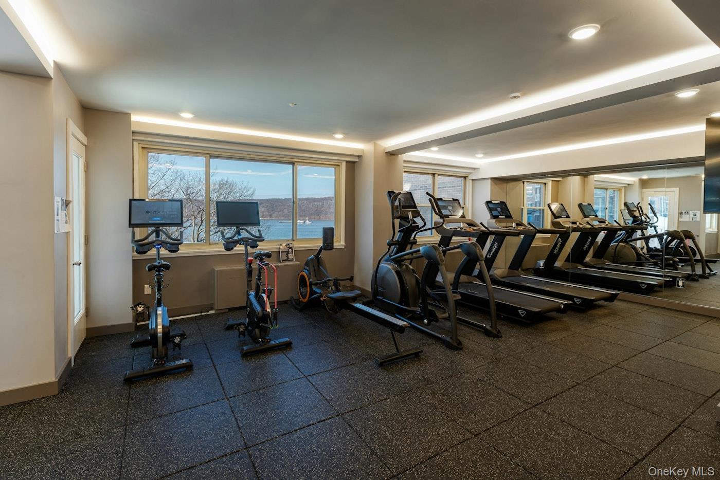 2621 Palisade Avenue # 4J, Bronx, NY 10463