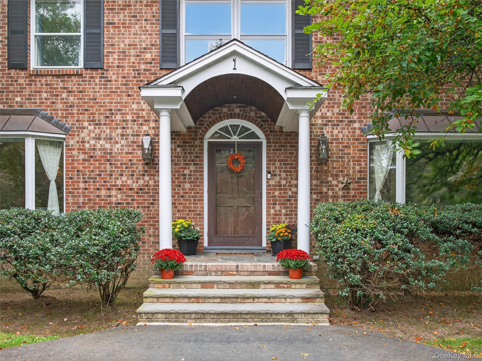 1 Vivian Place, Montebello, NY 10901