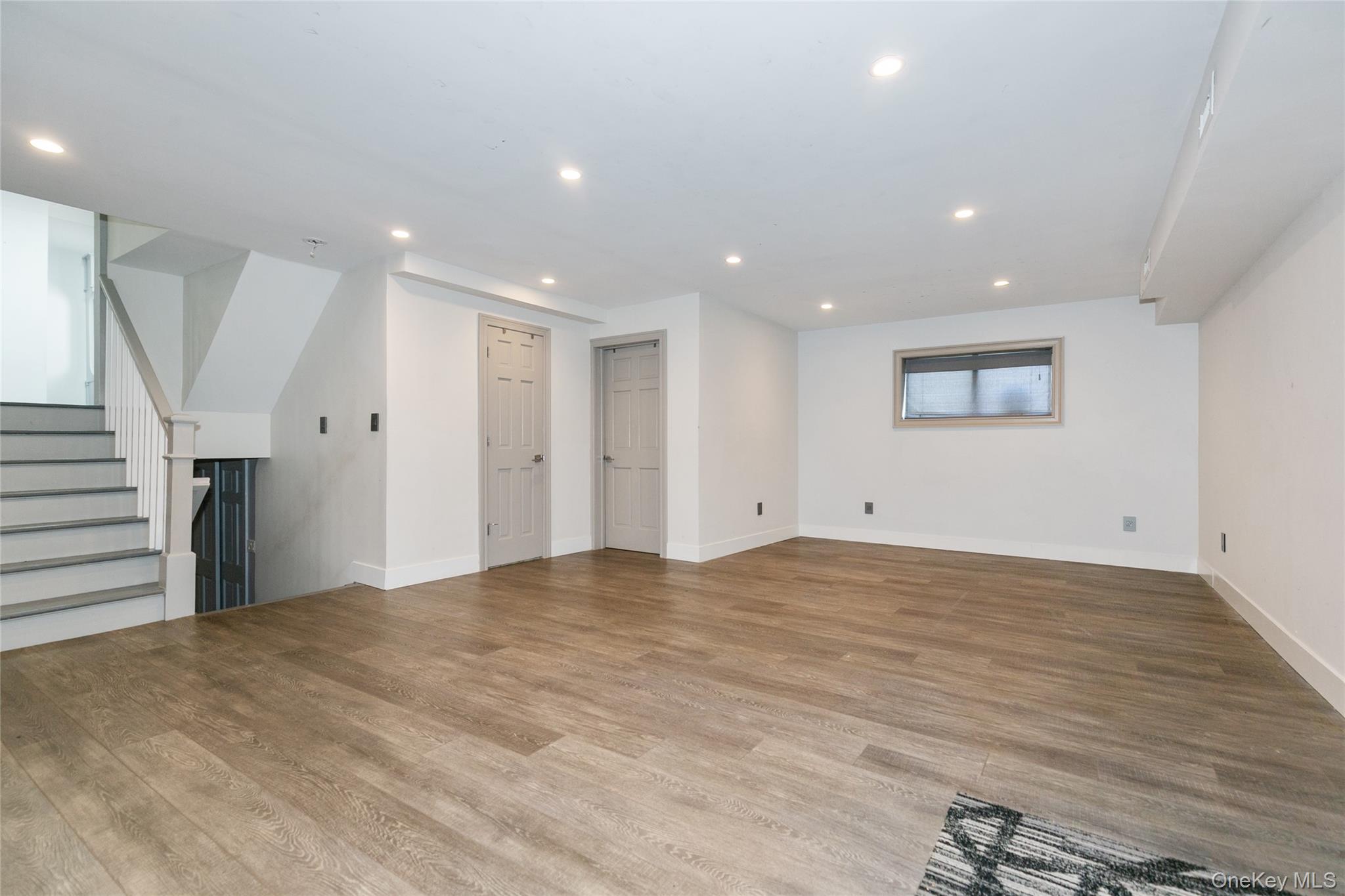 22 Olive Street, Lake Success, NY 11020