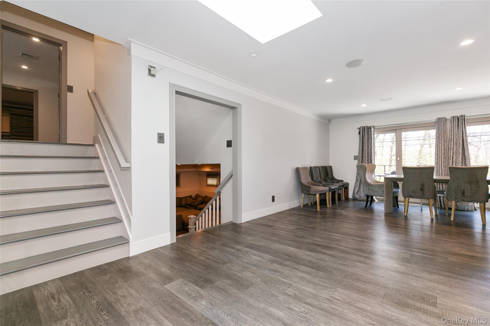 22 Olive Street, Lake Success, NY 11020