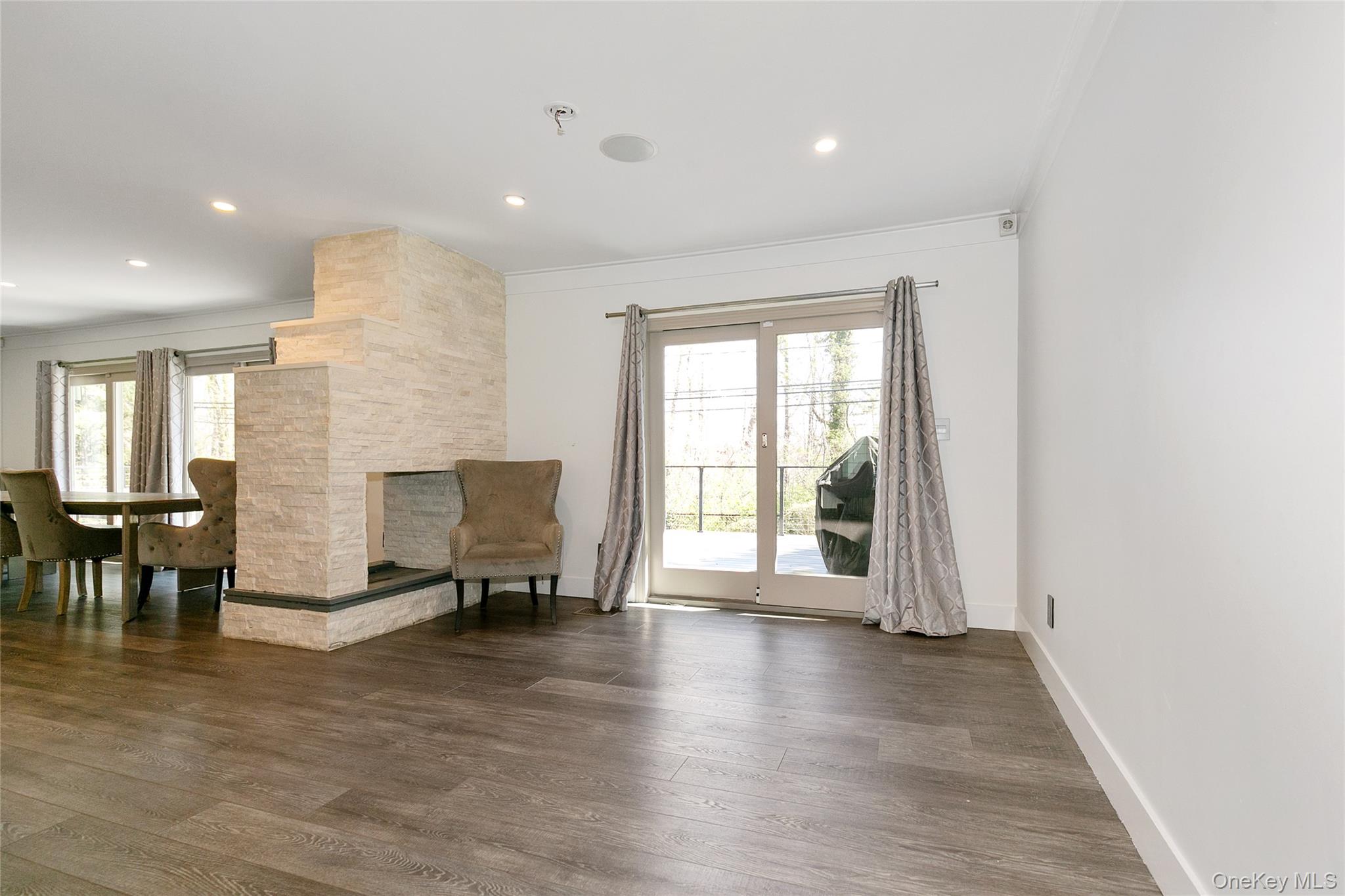 22 Olive Street, Lake Success, NY 11020