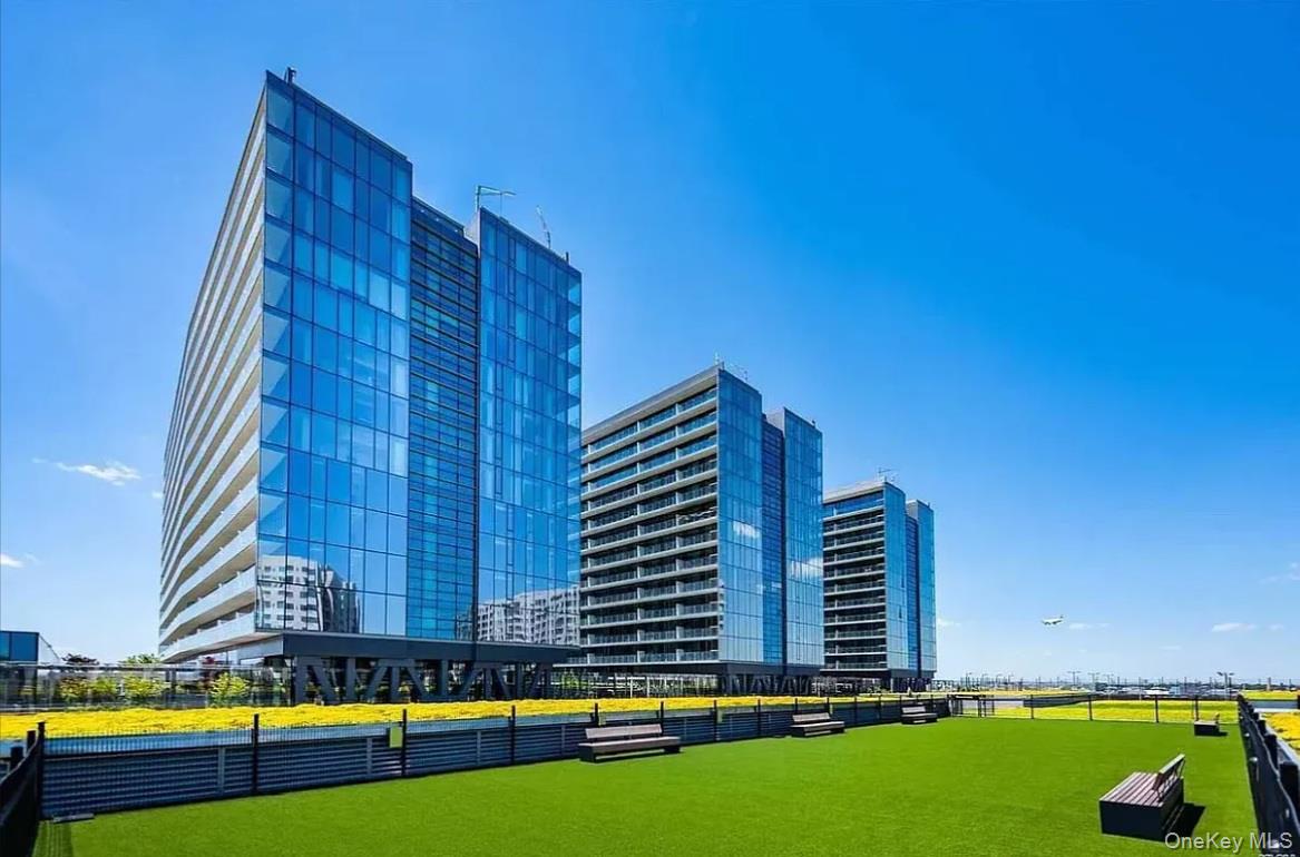 131-05 40th Road # PH2D, Flushing, NY 11354